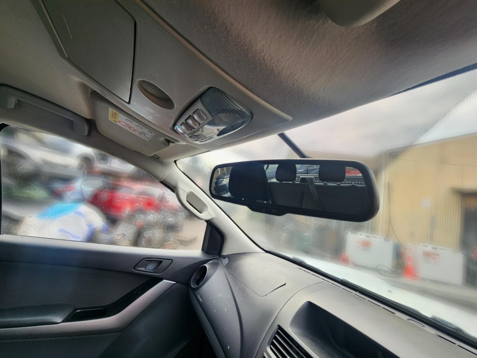 Interior_Mirror