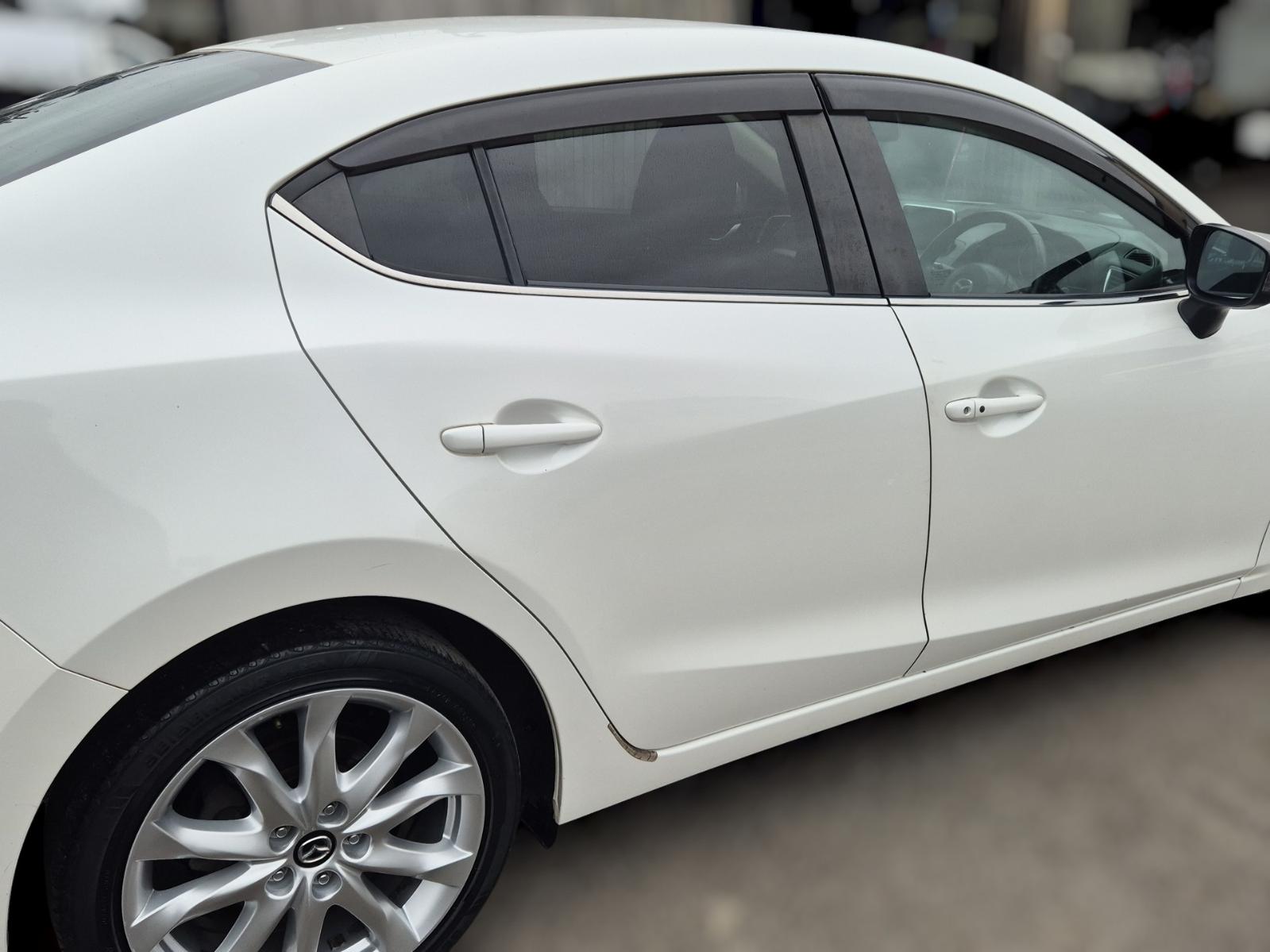 Right_Rear_Door_Sliding