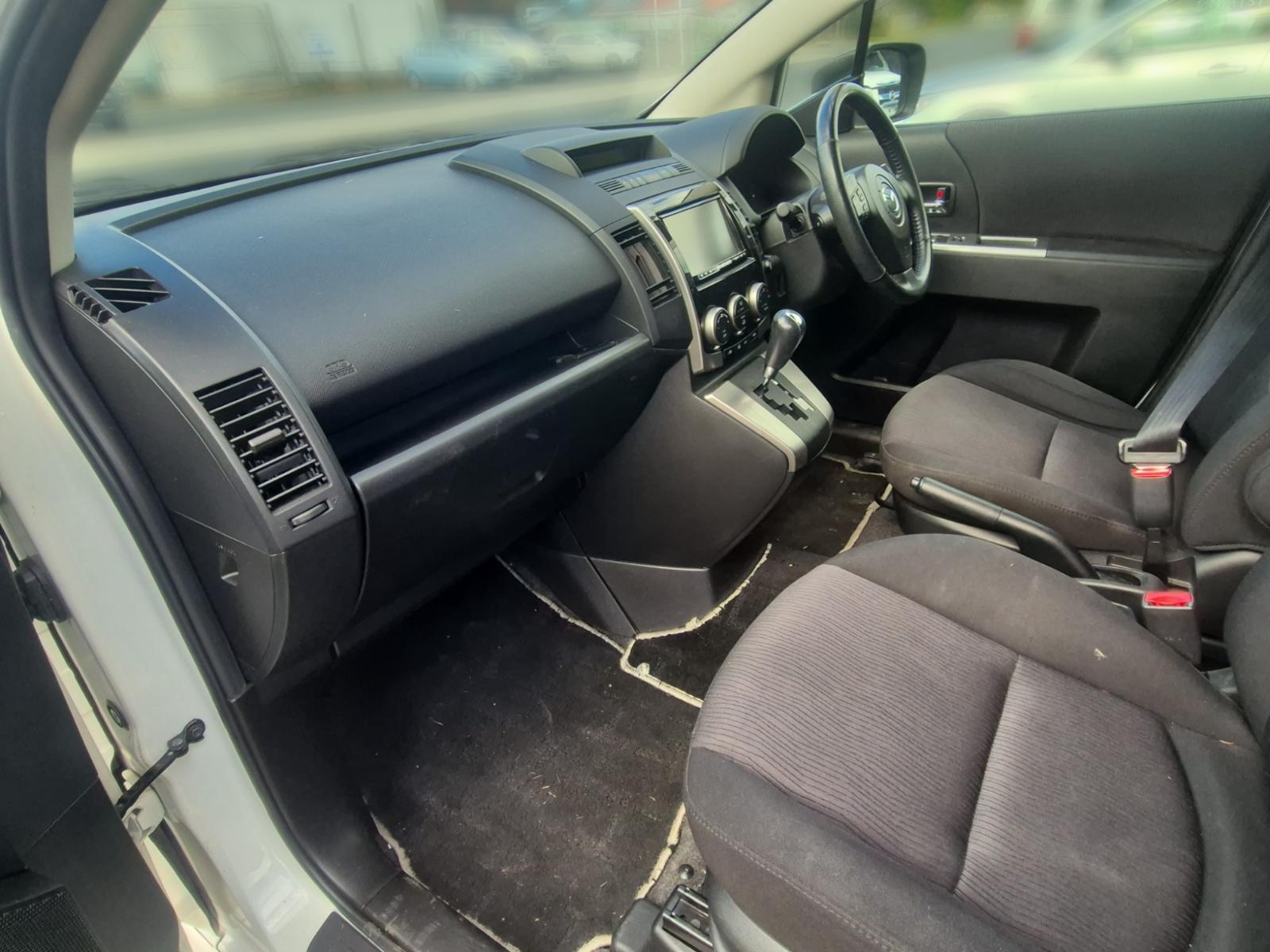 Mazda Premacy - CREW