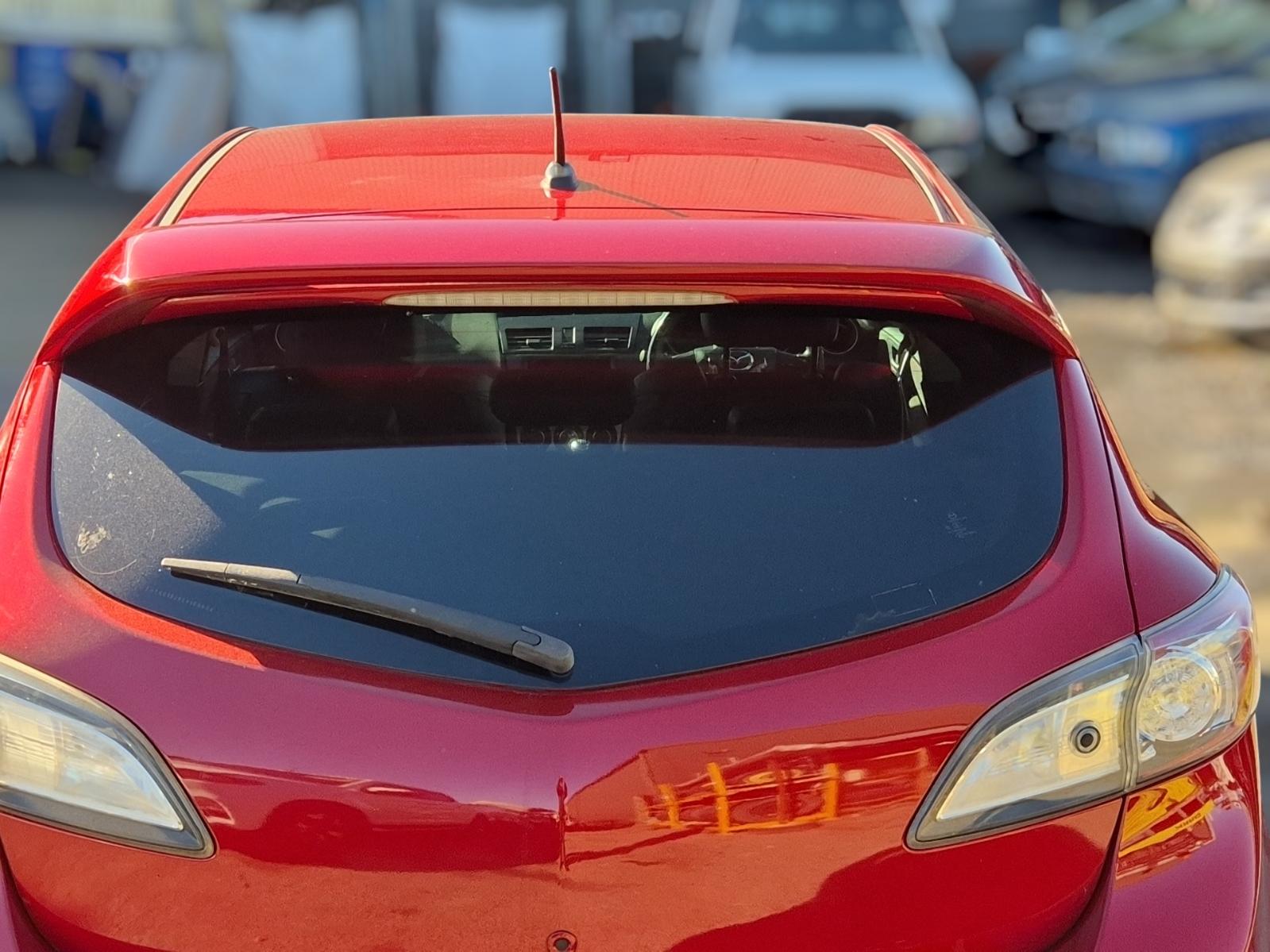 Rear_Tailgate_Glass