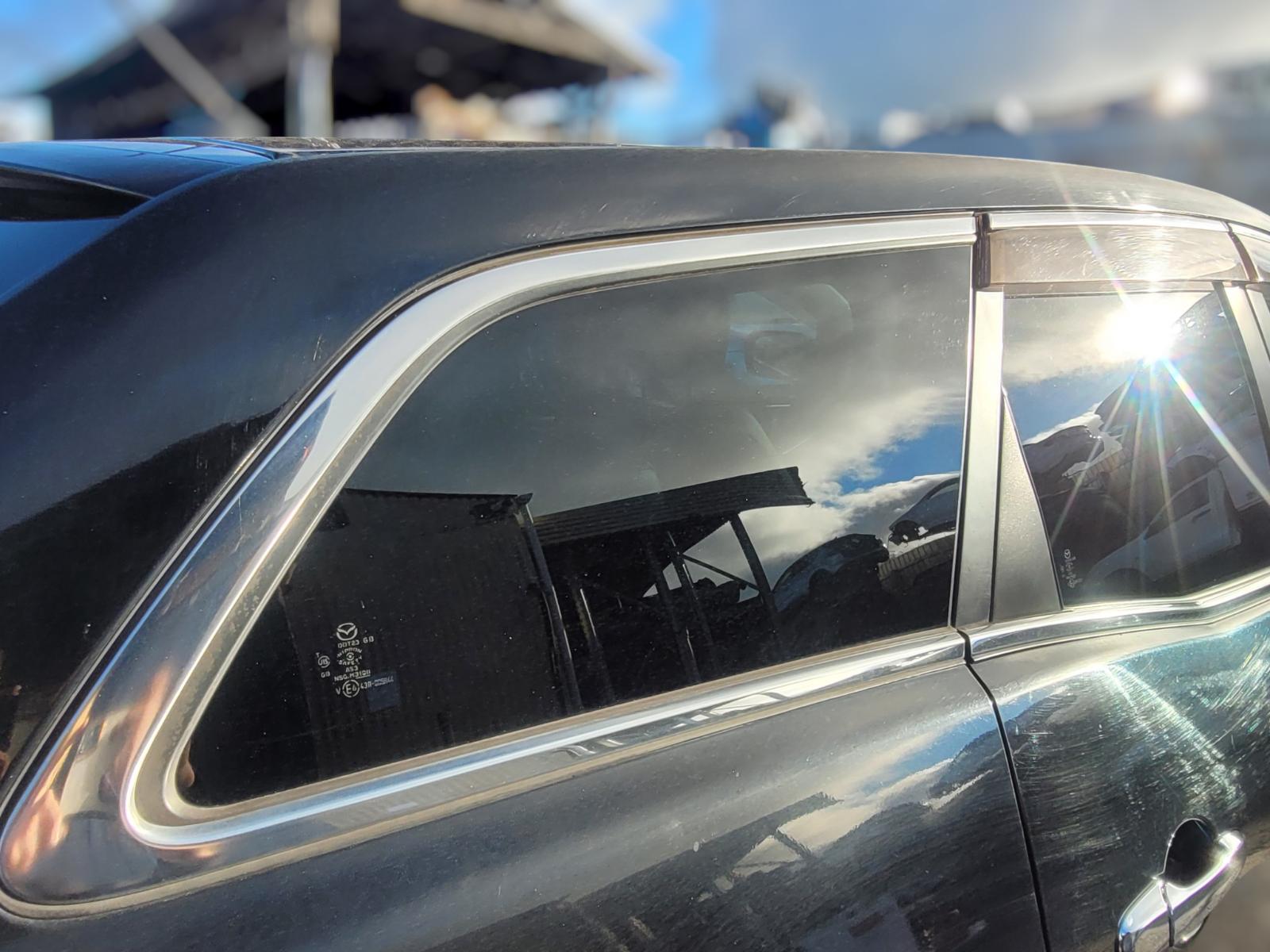 Right_Rear_Side_Glass