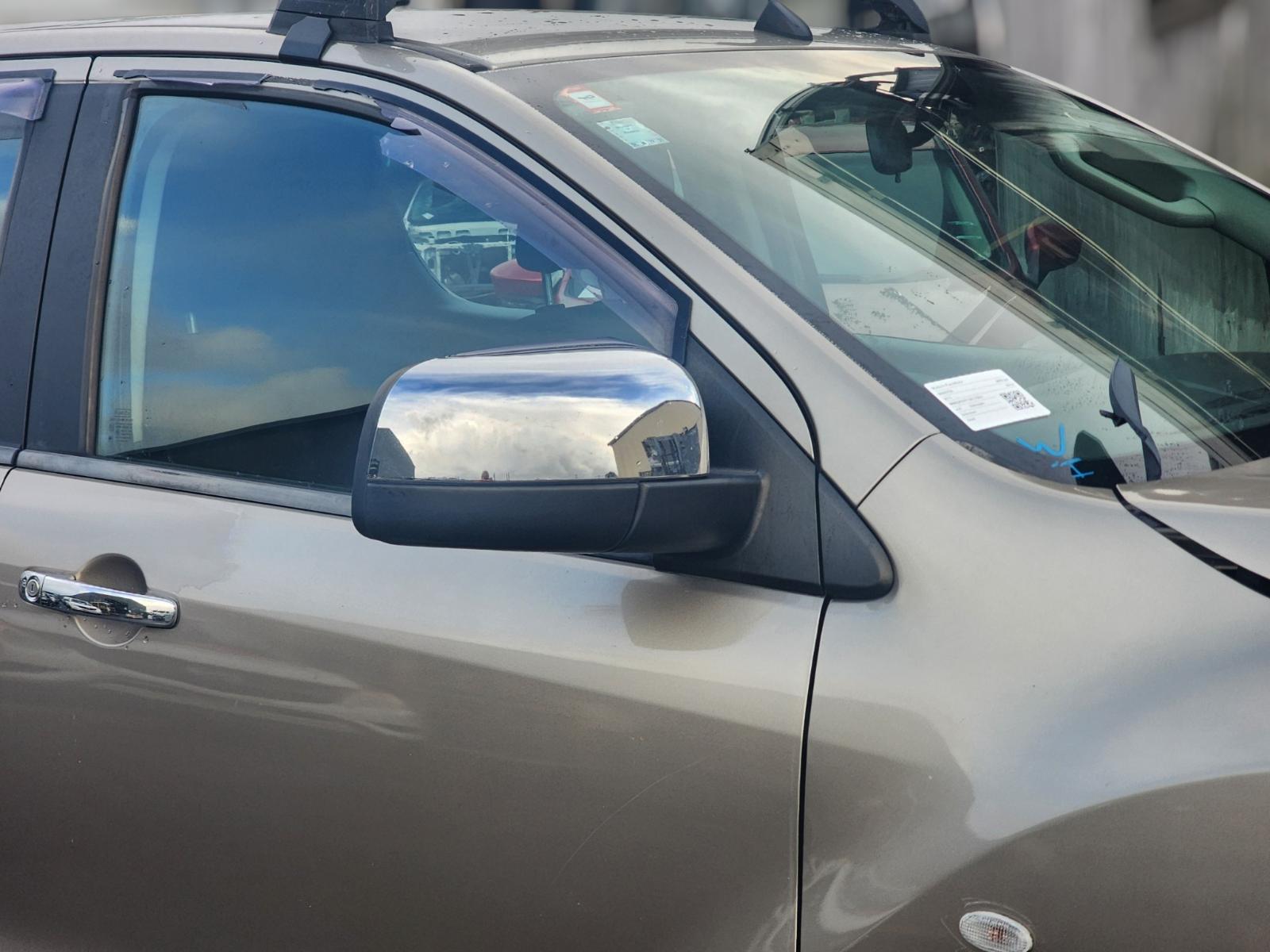Right_Door_Mirror