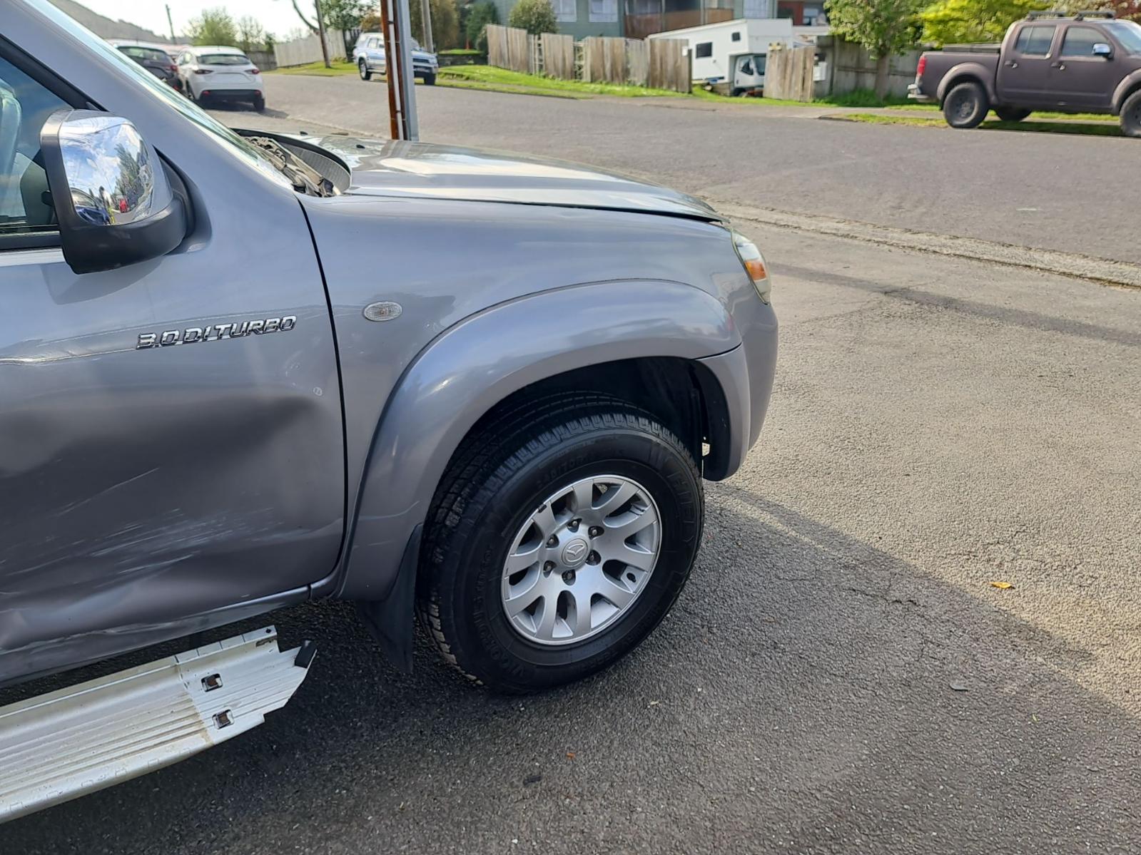 Mazda BT50 - UN 2006-2011