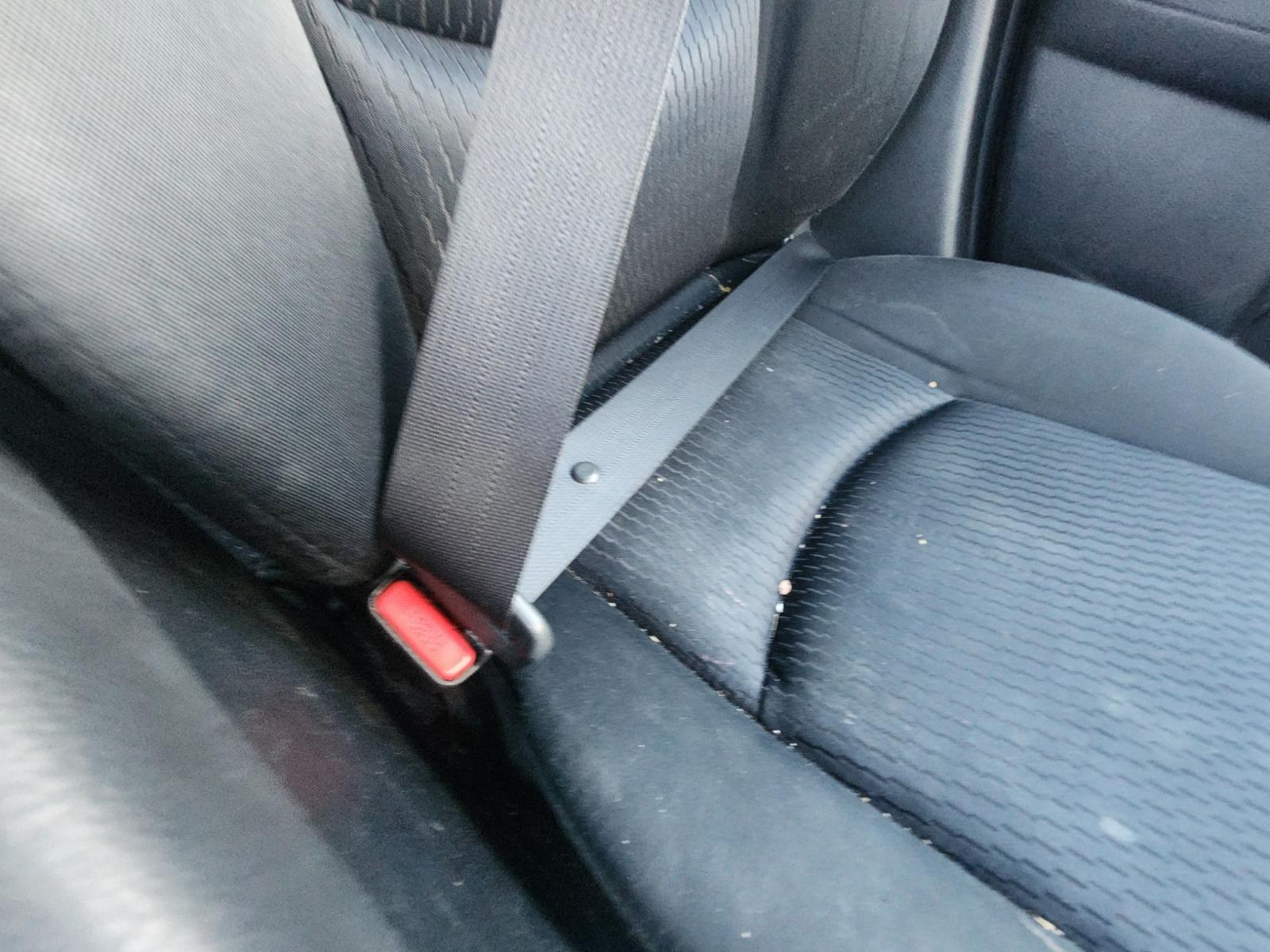 Seat_Belt_Stalk