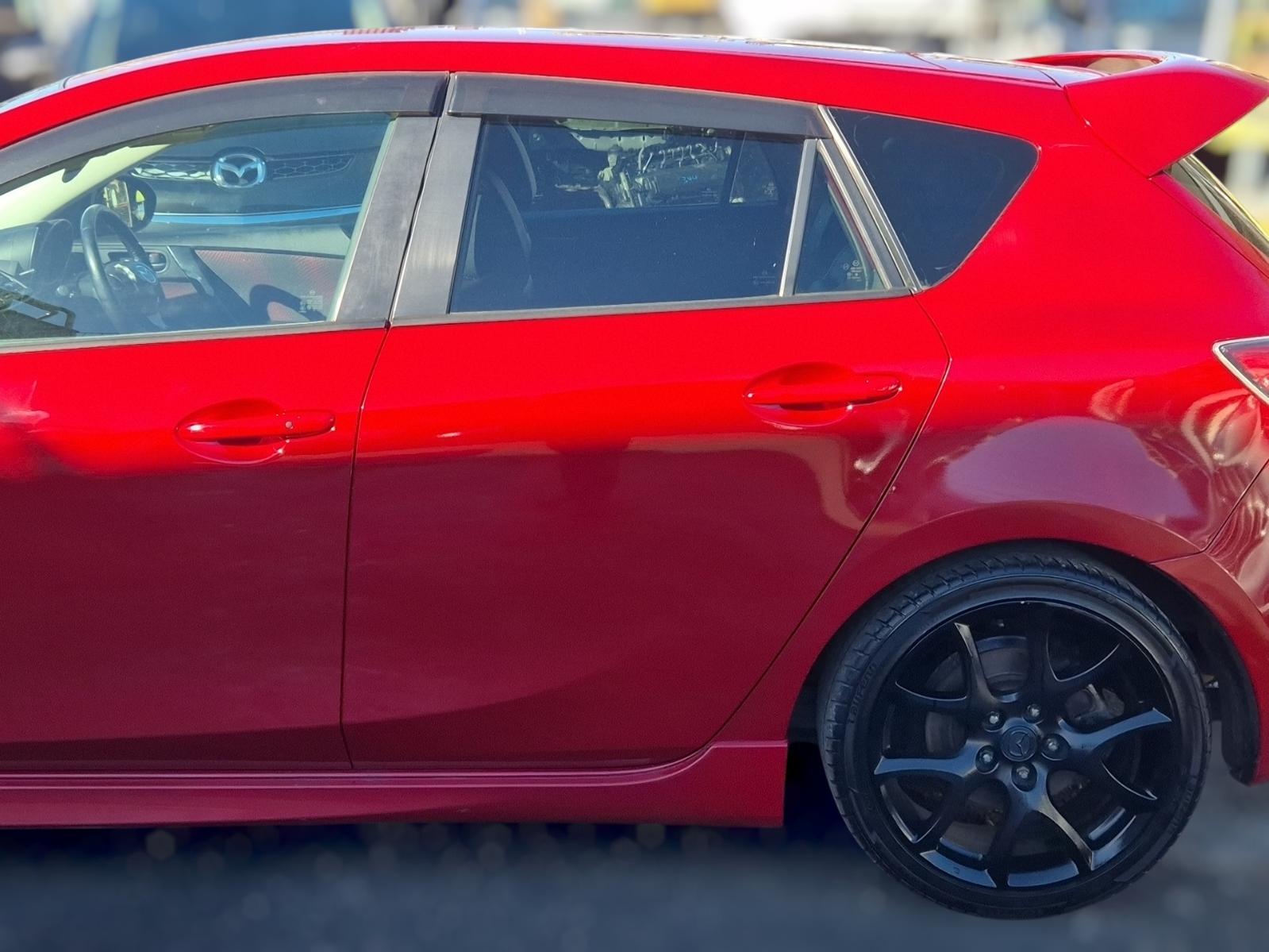 Left_Rear_Door_Sliding