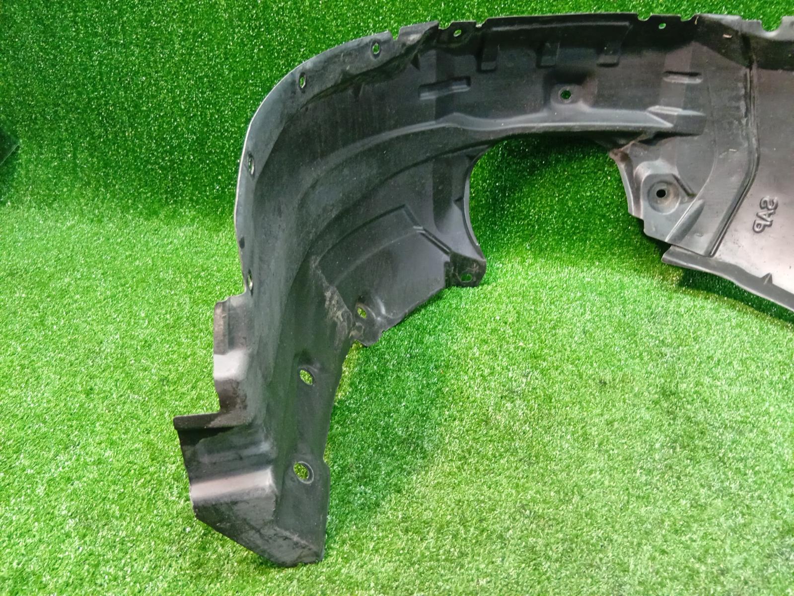Right Guard Liner