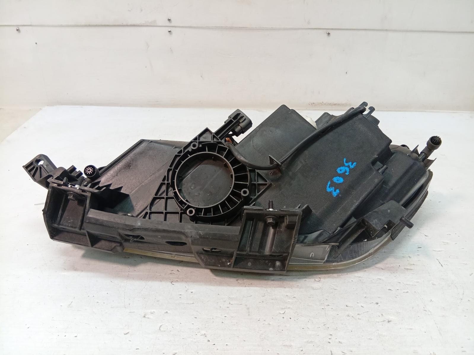 Right_Headlamp