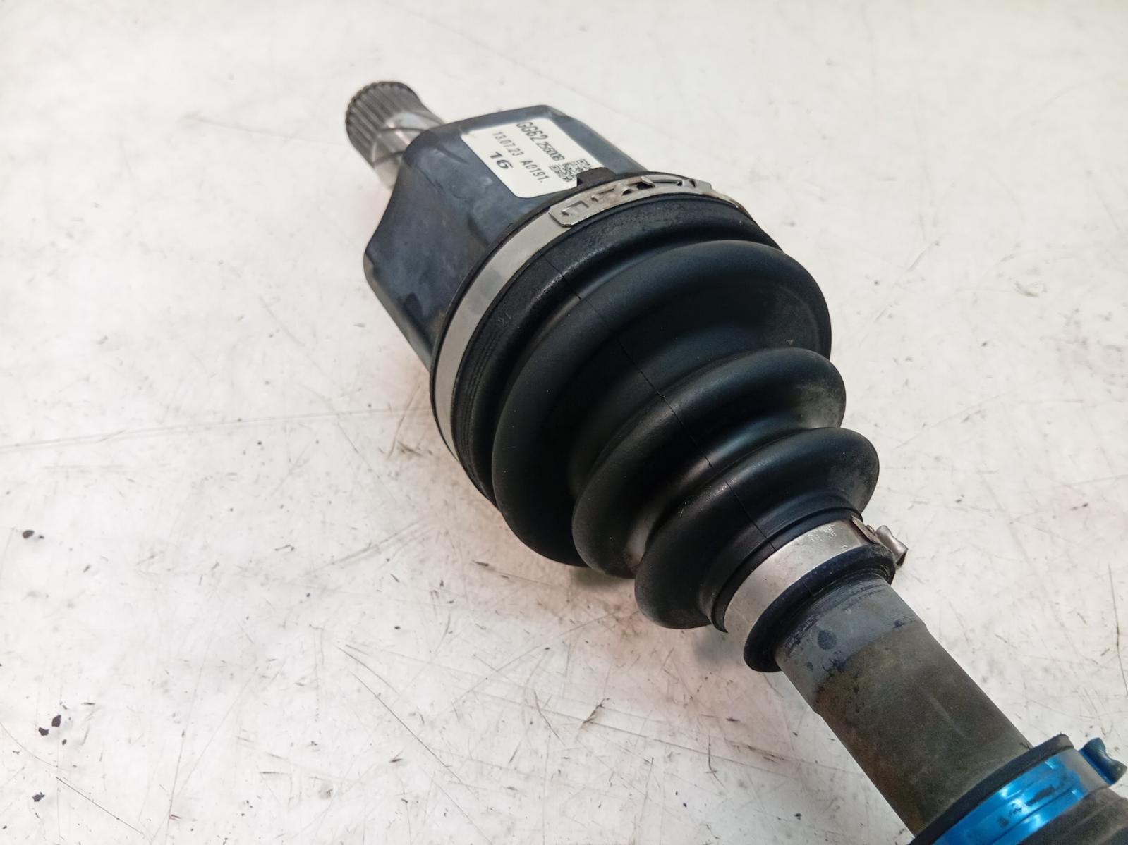 Left_Driveshaft