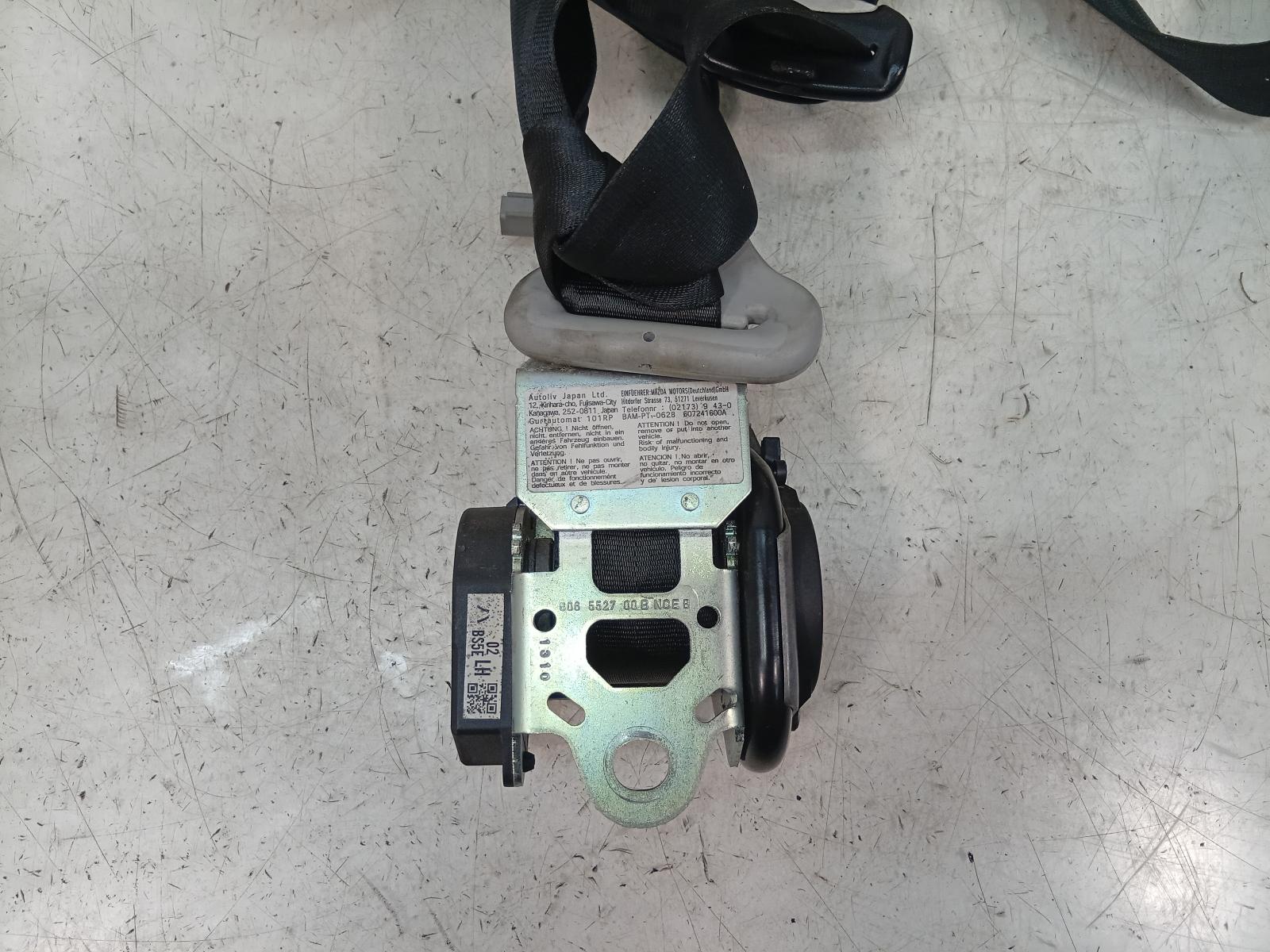 Seat_Belt_Stalk
