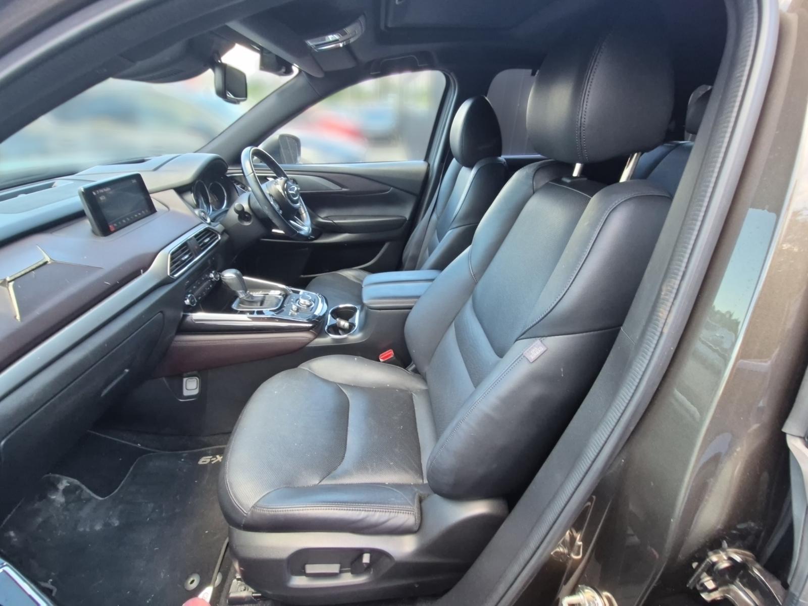 Front_Seat
