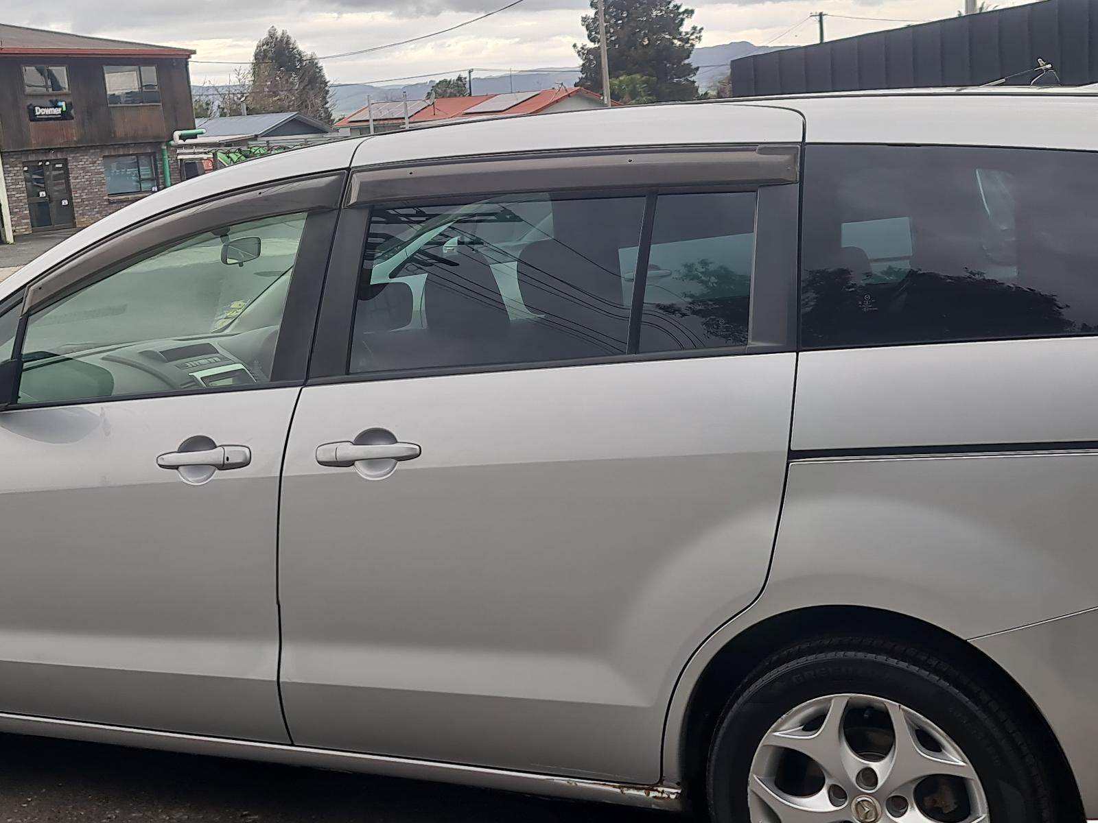 Mazda Premacy - CREW
