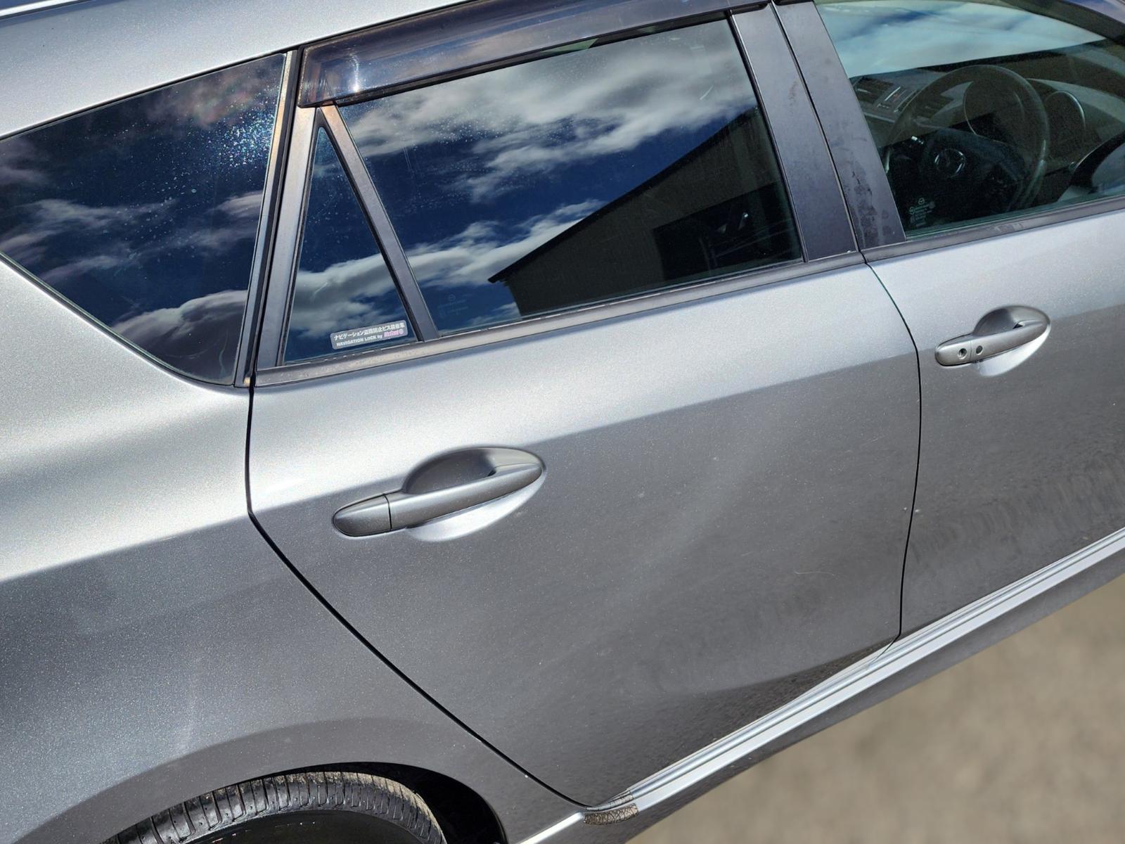Right Rear Door Sliding