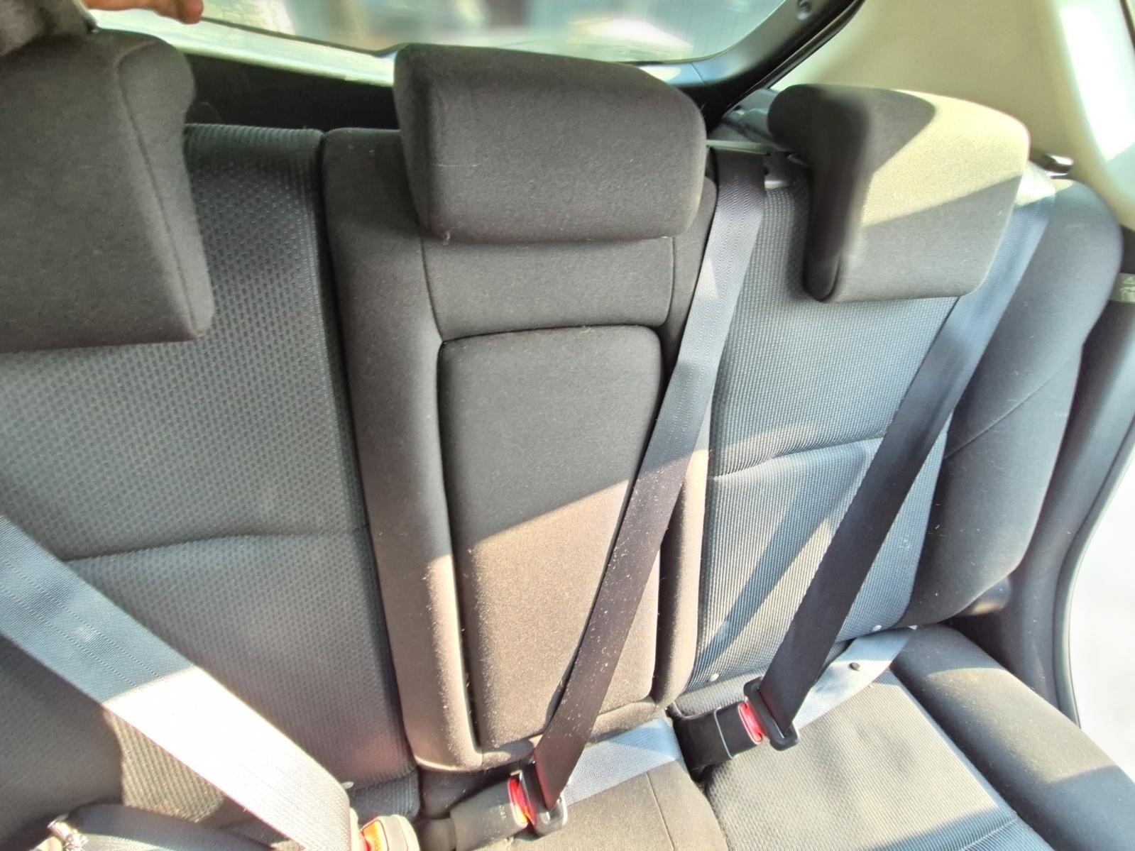 Seat_Belt_Stalk