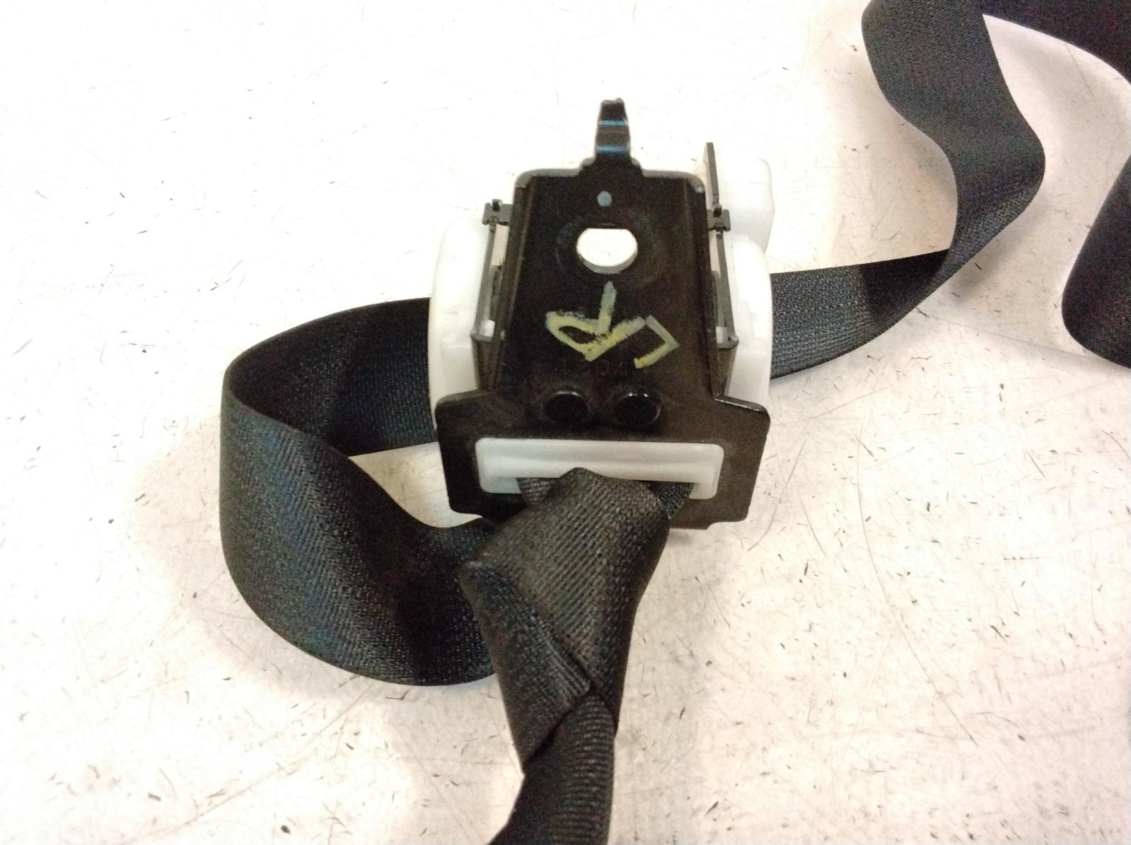 Seat_Belt_Stalk