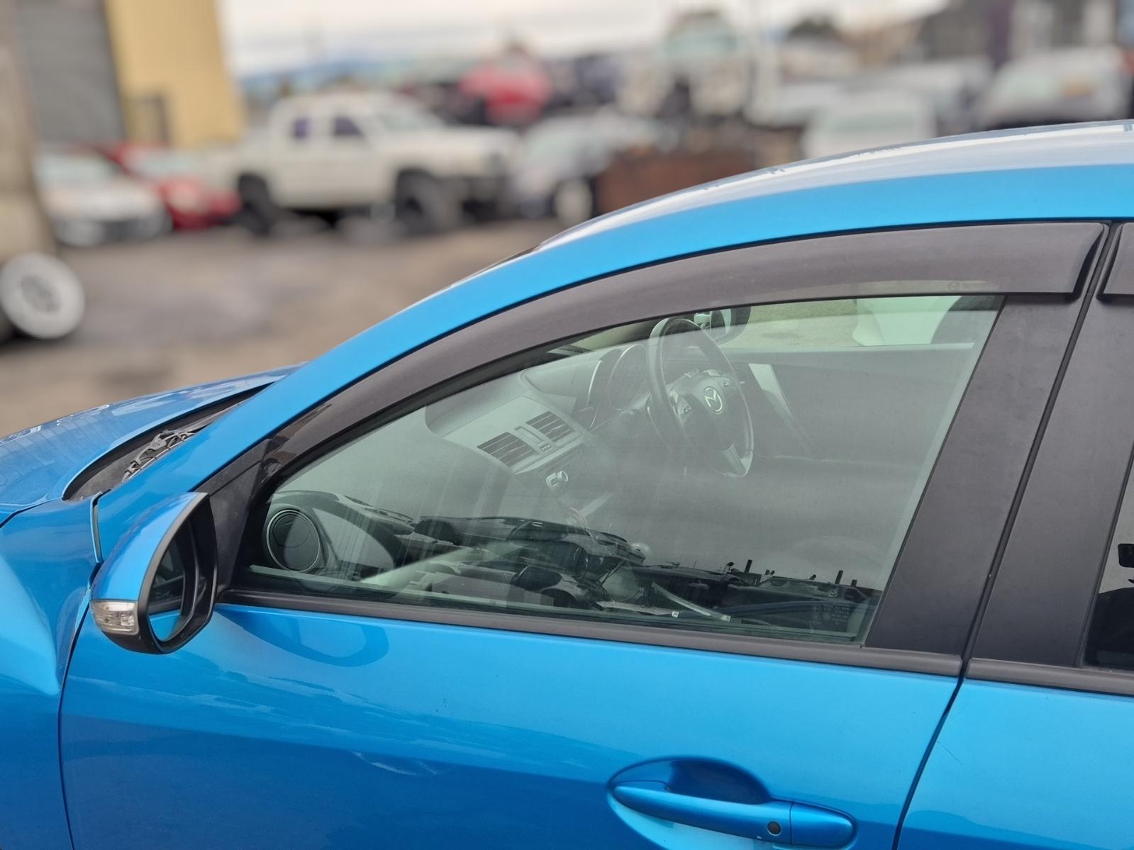 Left_Front_Door_Window