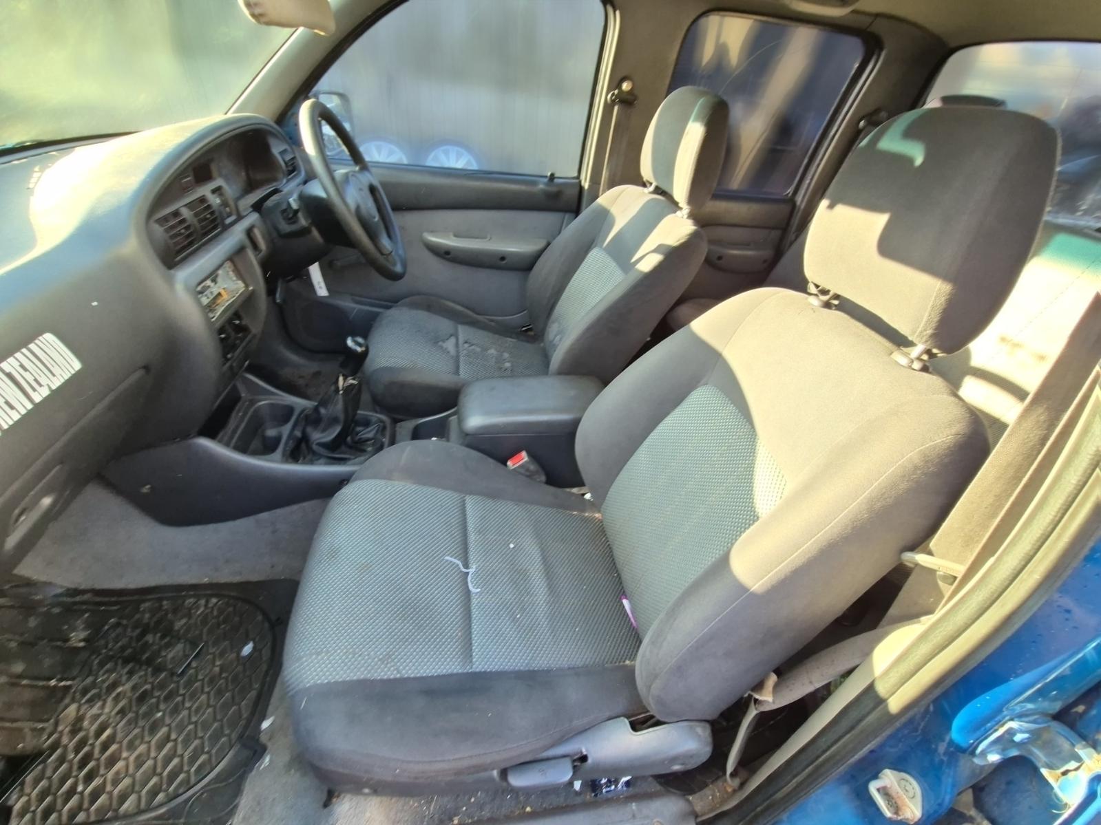 Seat_Belt_Stalk