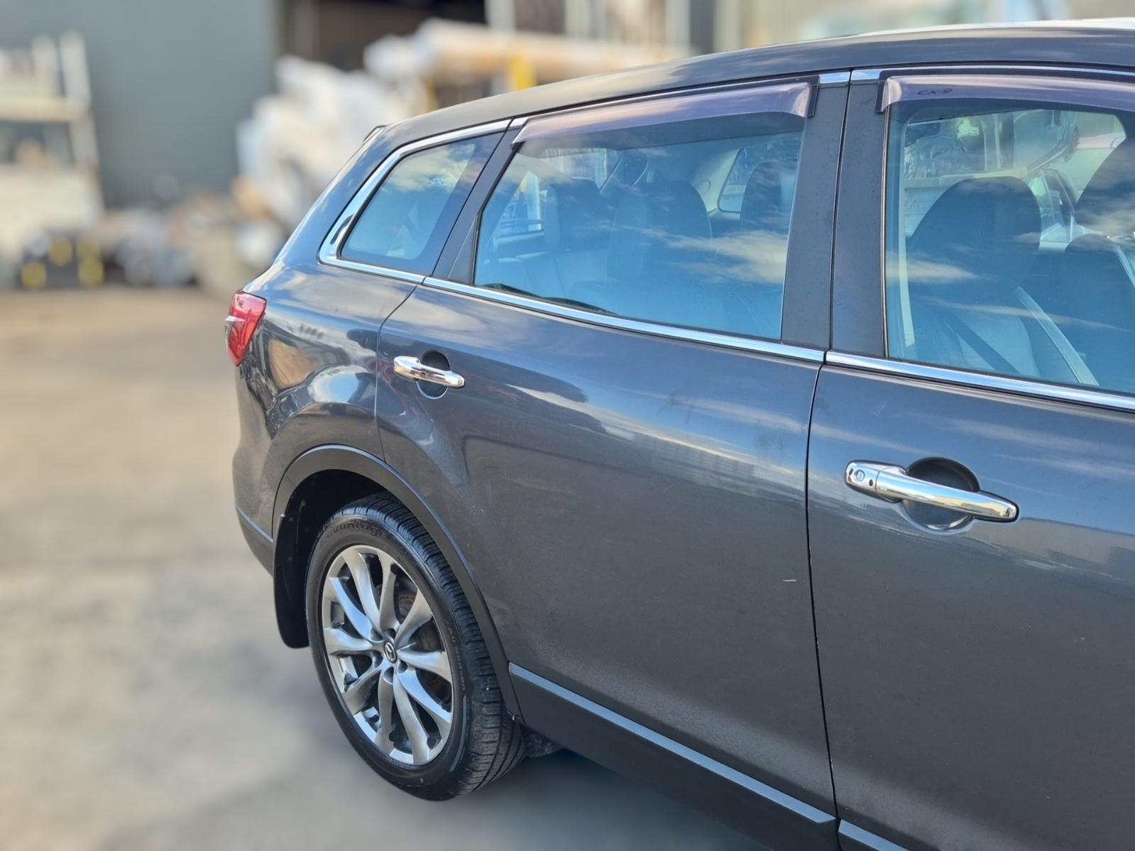 Right_Rear_Door_Sliding