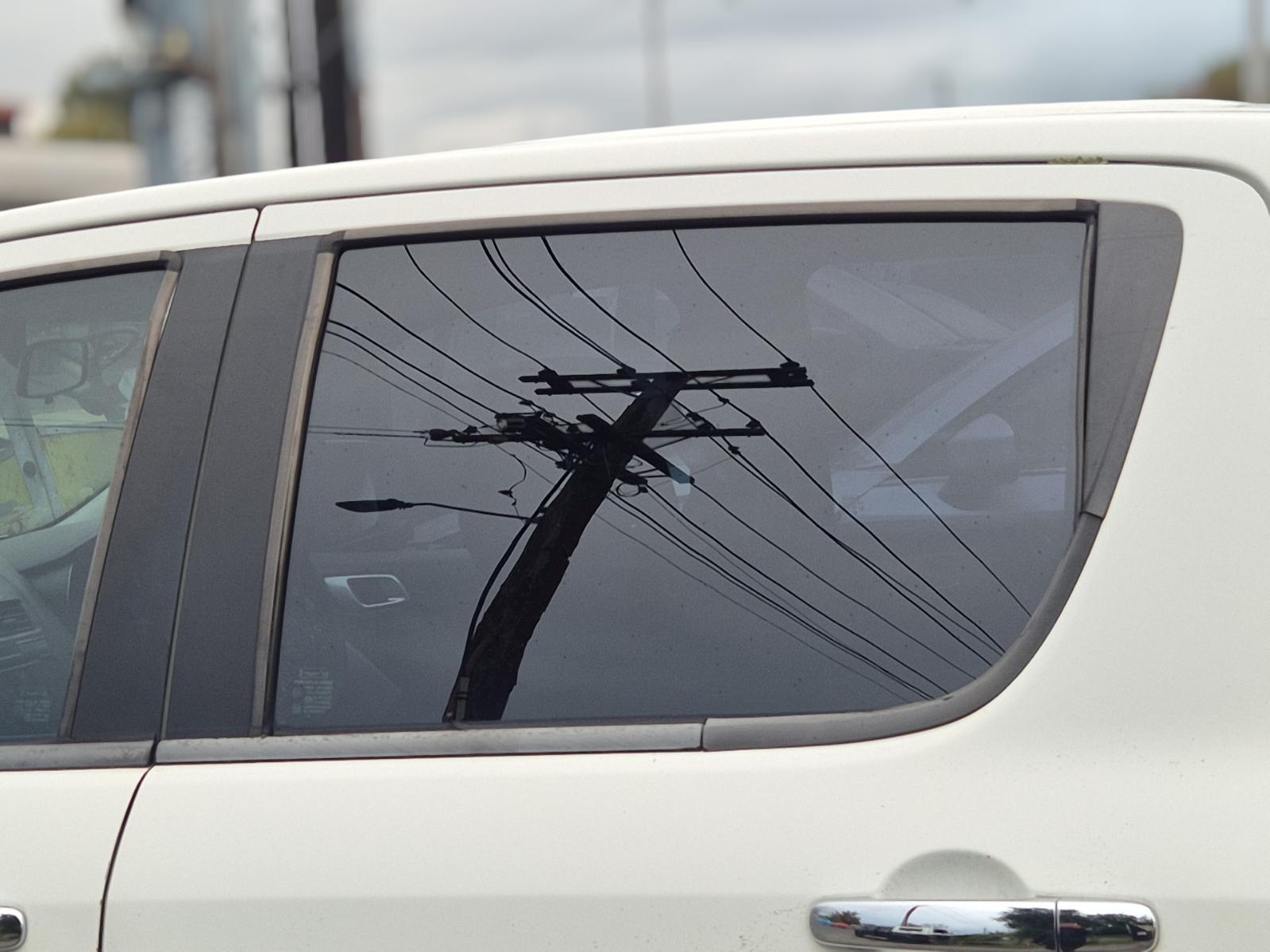 Left_Rear_Door_Window