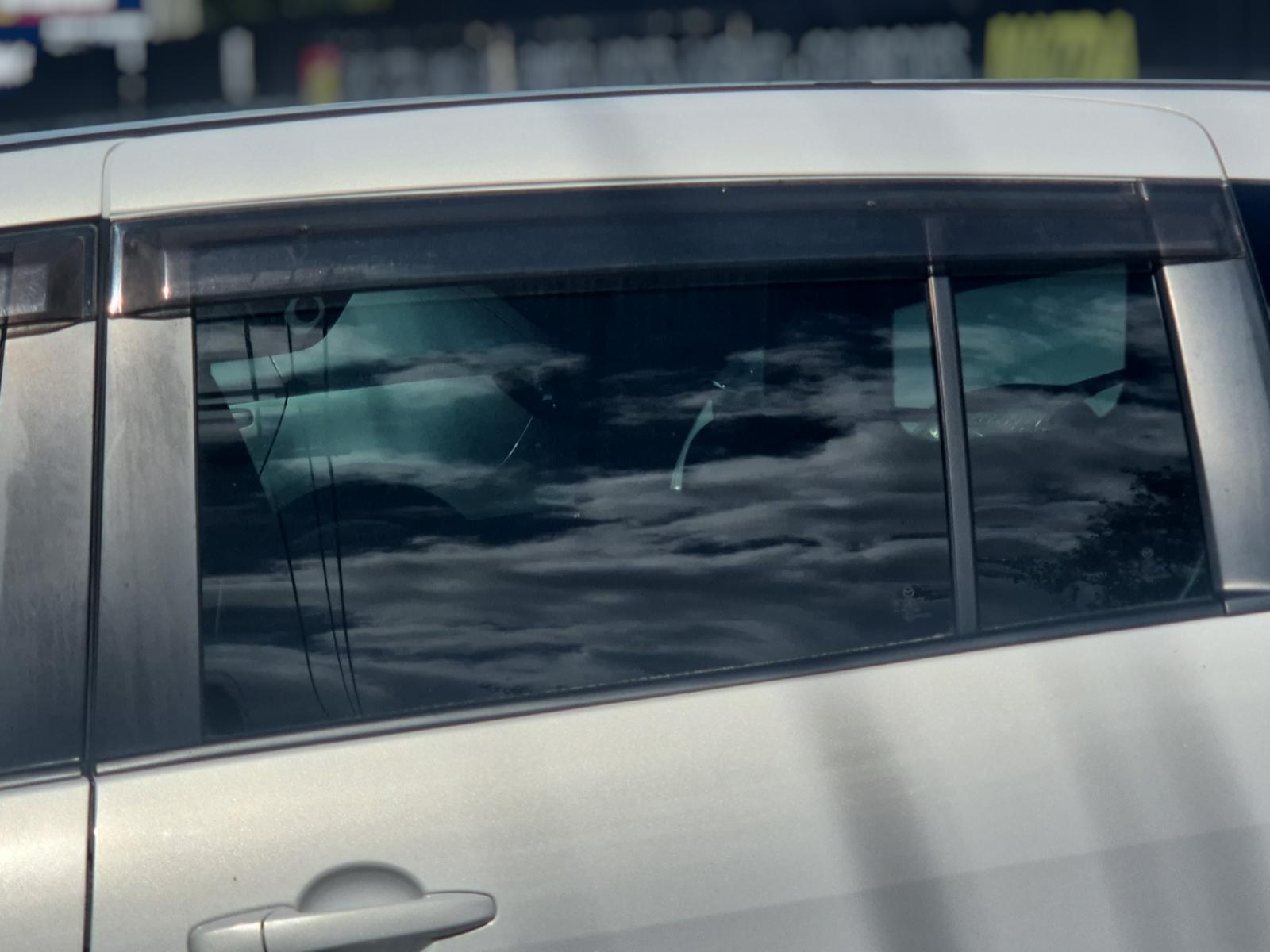 Mazda Premacy - CREW