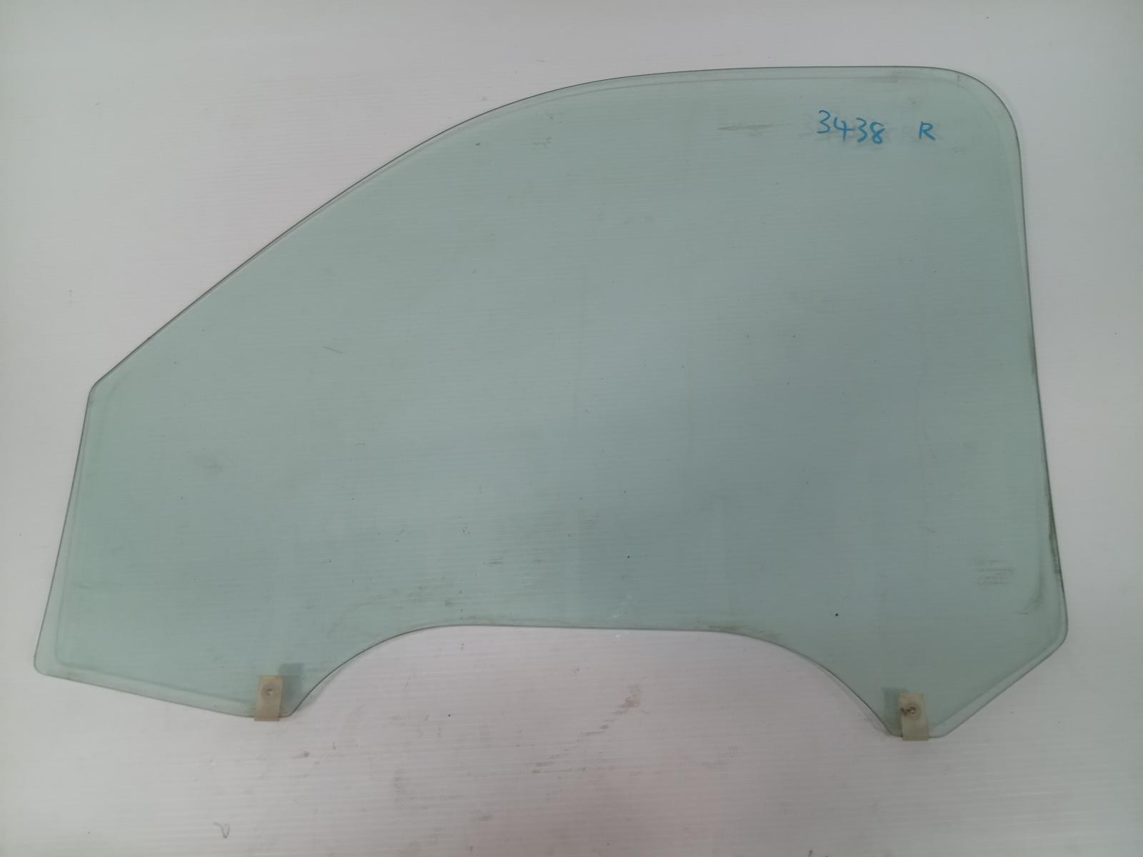 Right_Front_Door_Window