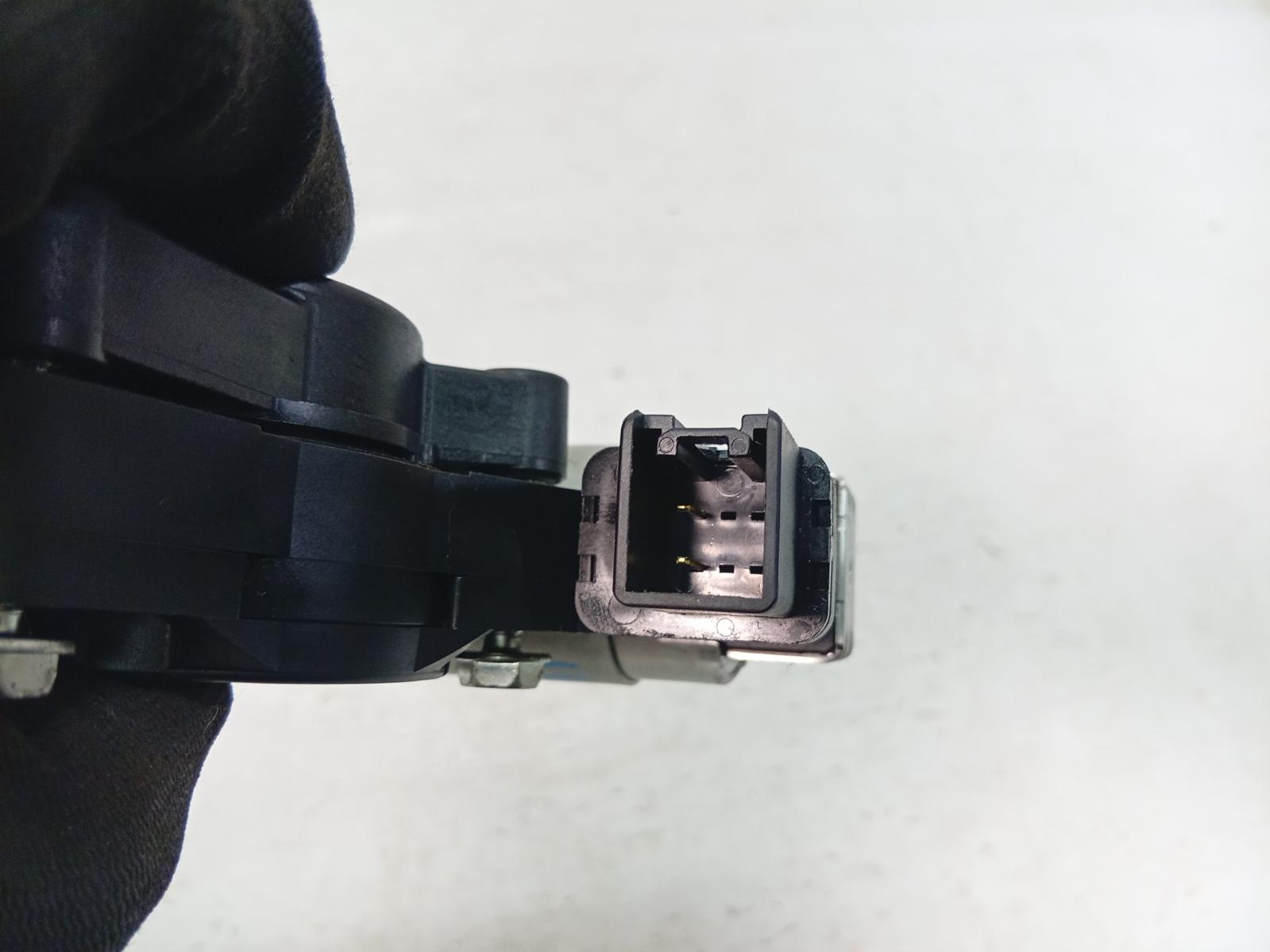 Left_Front_Window_Reg_Motor