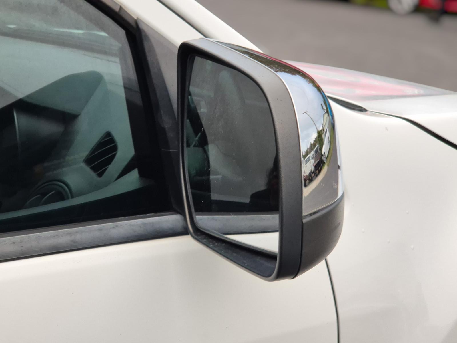 Right_Door_Mirror