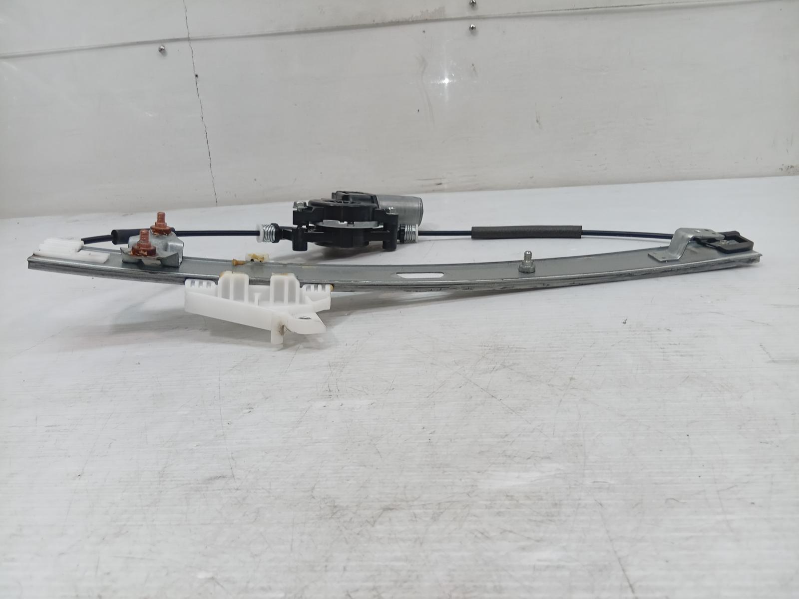 Right_Front_Window_Reg_Motor