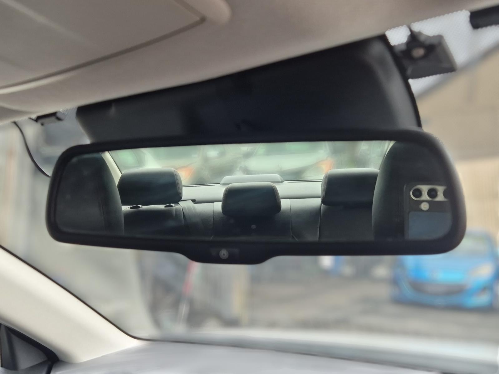 Interior_Mirror