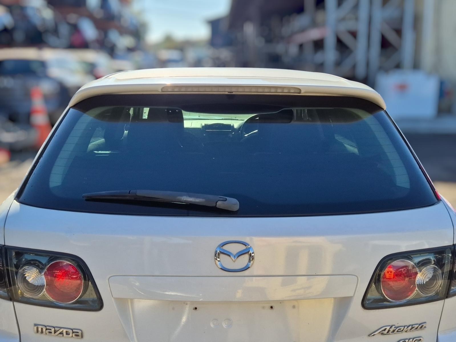 Rear_Tailgate_Glass