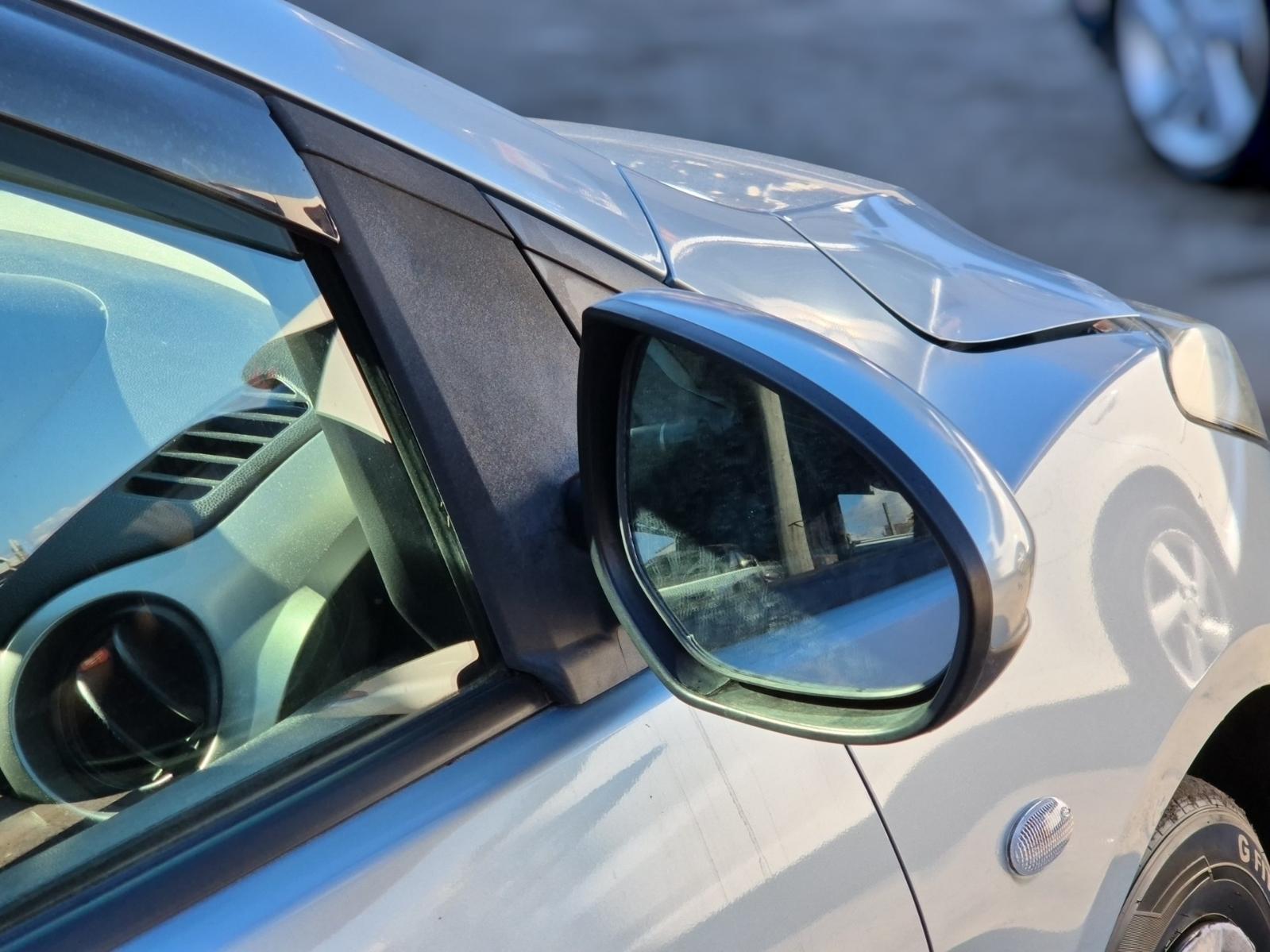 Right_Door_Mirror