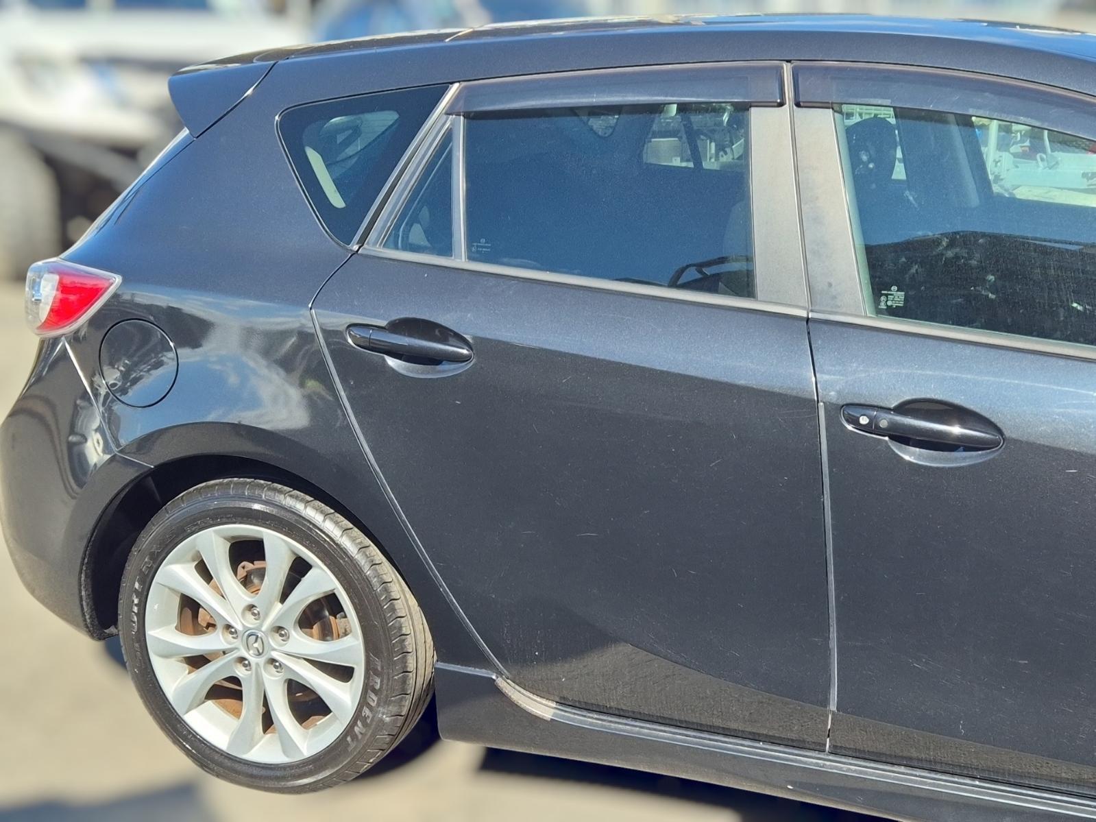 Right_Rear_Door_Sliding