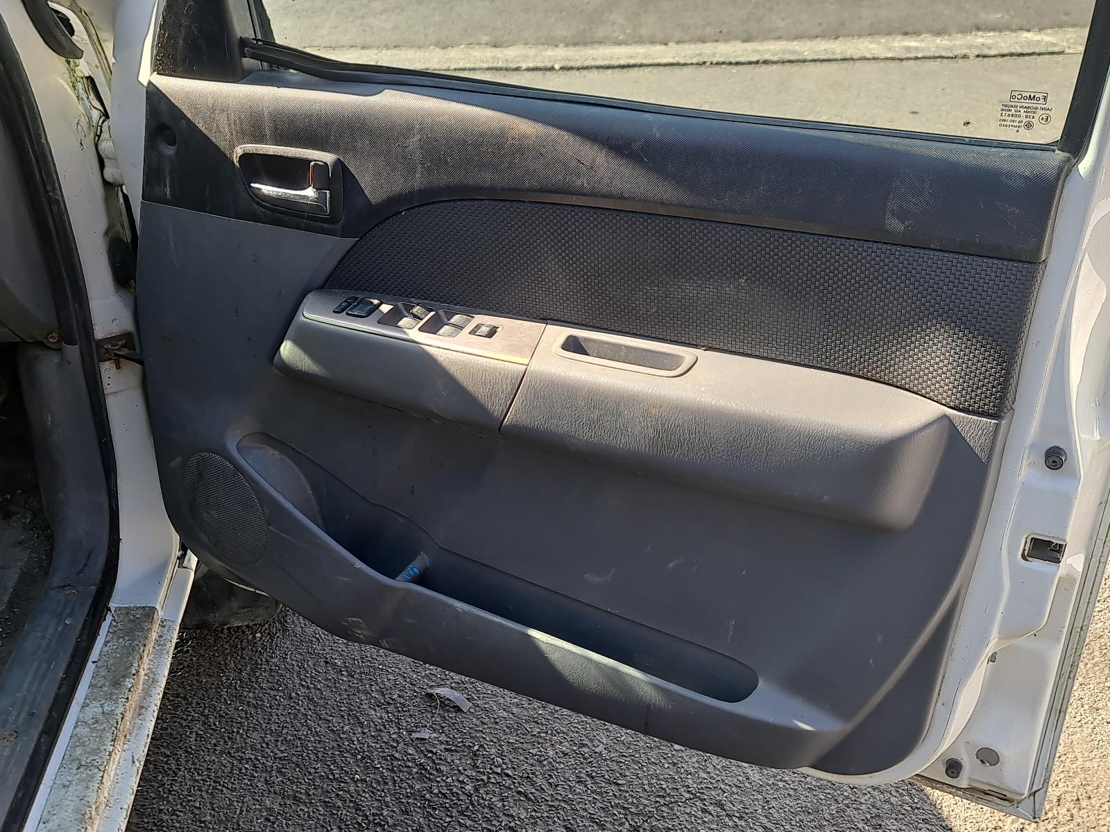 Mazda BT50 - UN 2006-2011