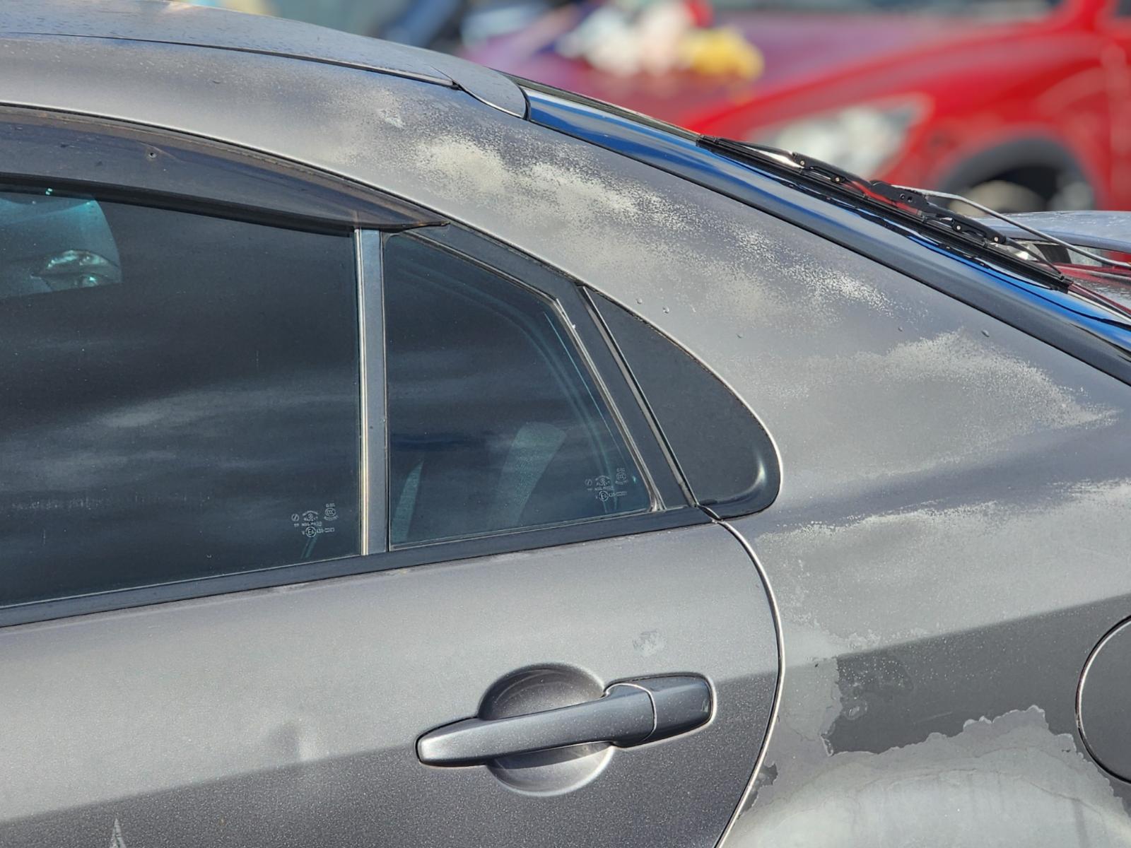 Left_Rear_1q_Door_Glass