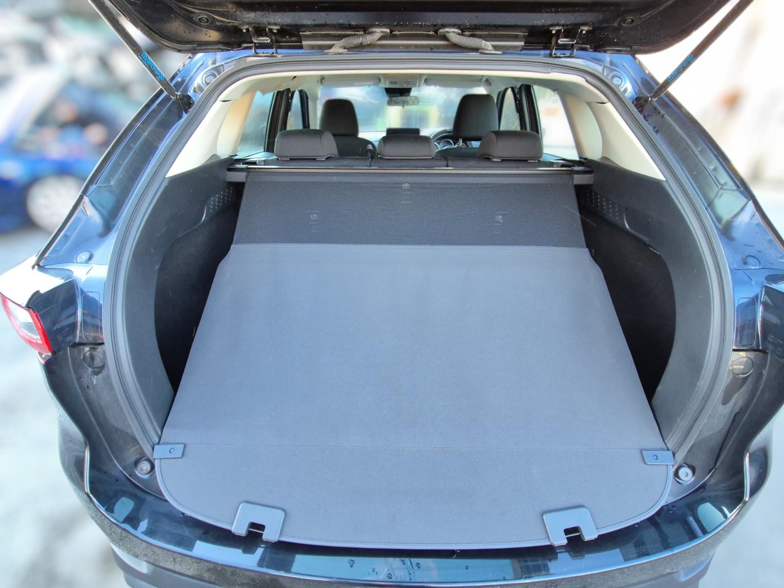 Parcel_Shelf_Cargo_Blind