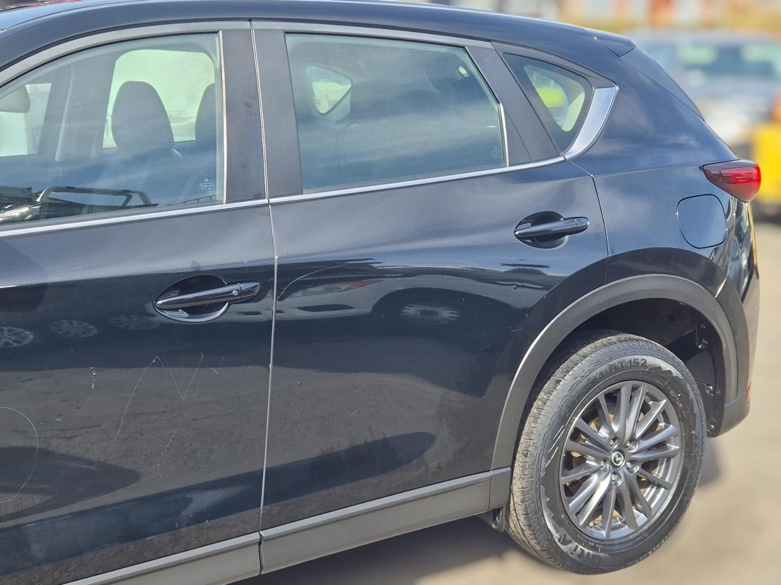 Left_Rear_Door_Sliding