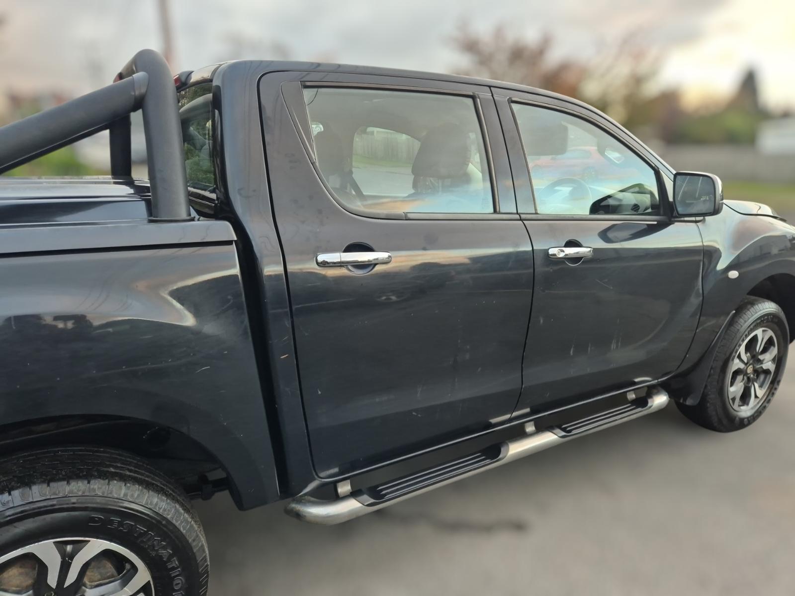 Right_Rear_Door_Sliding