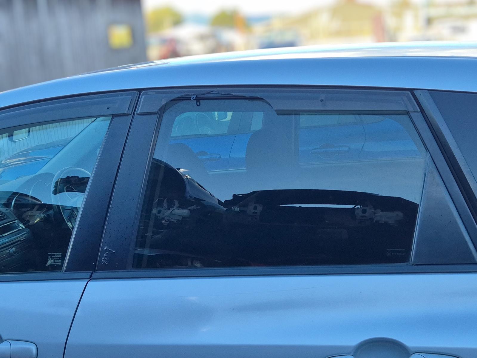 Left_Rear_Door_Window