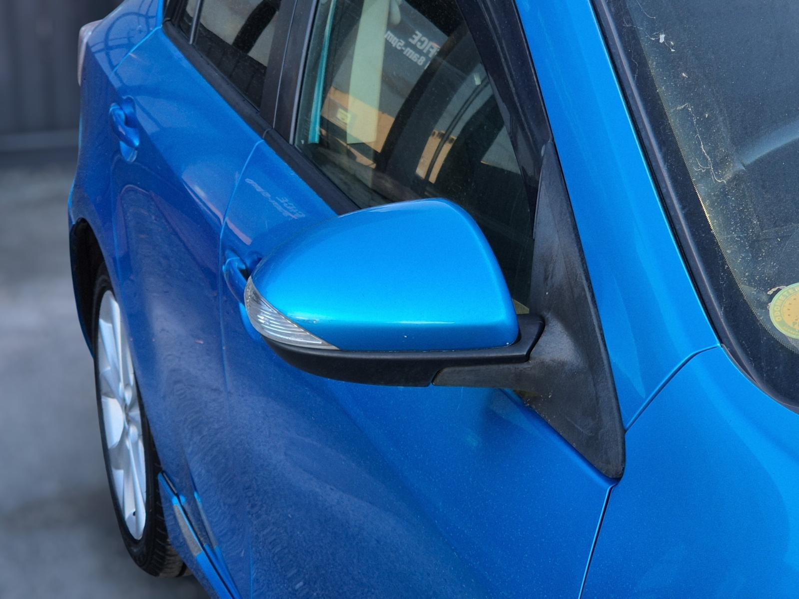Right_Door_Mirror