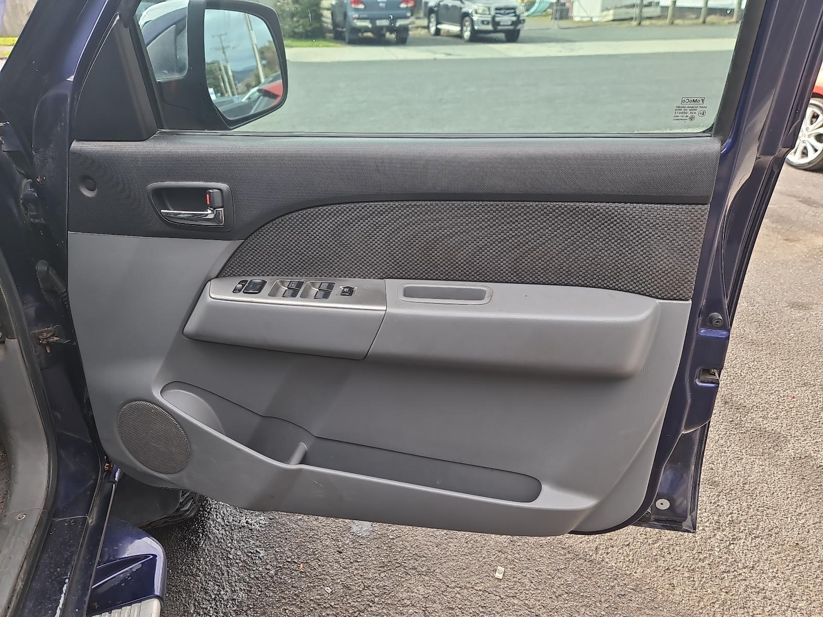 Mazda BT50 - UN 2006-2011