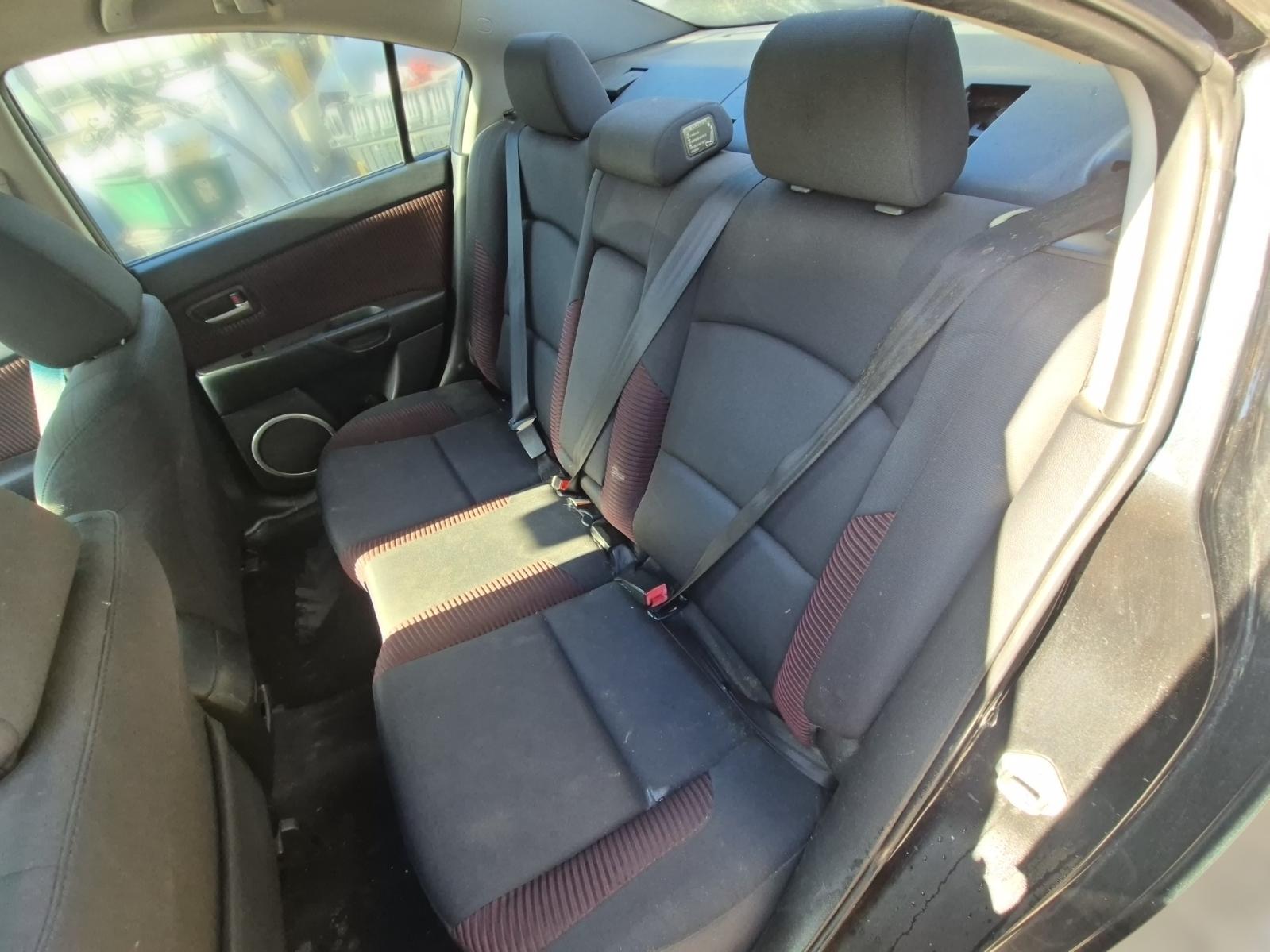 Seat_Belt_Stalk