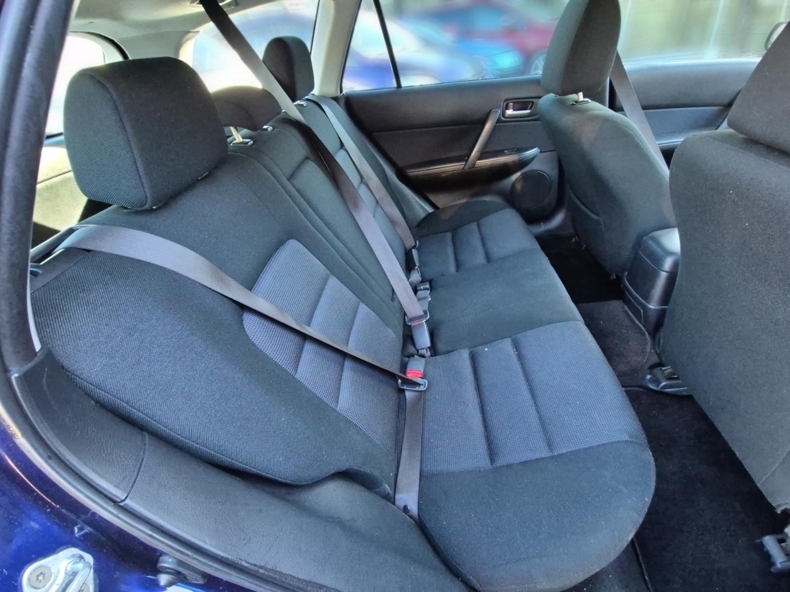 Seat_Belt_Stalk