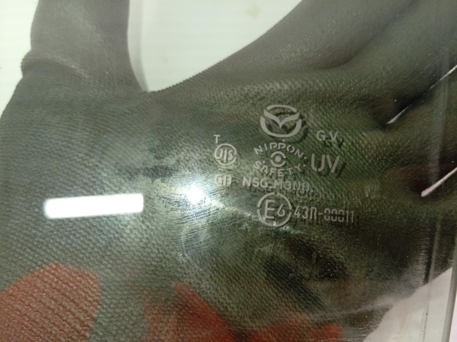 Left_Rear_Door_Window