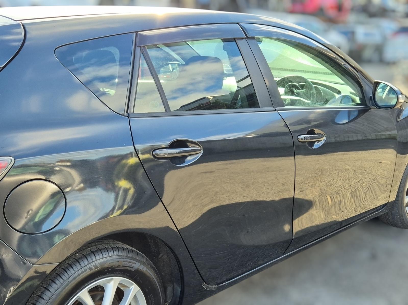 Right_Rear_Door_Sliding