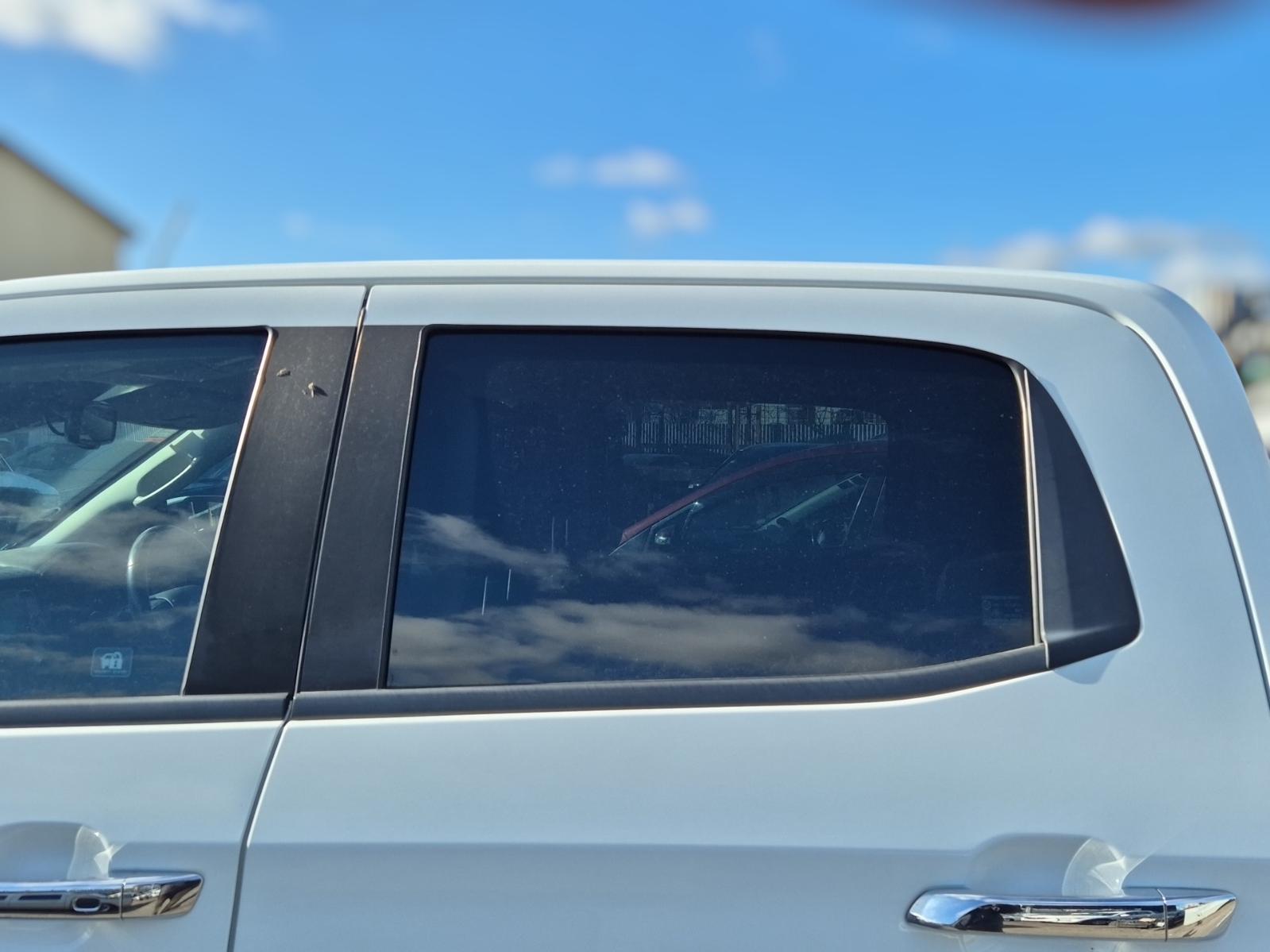 Left_Rear_Door_Window
