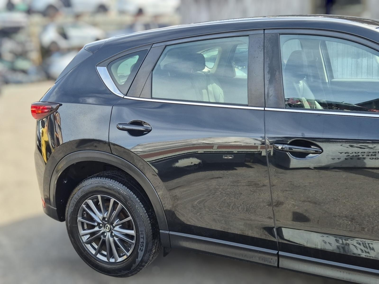 Right_Rear_Door_Sliding