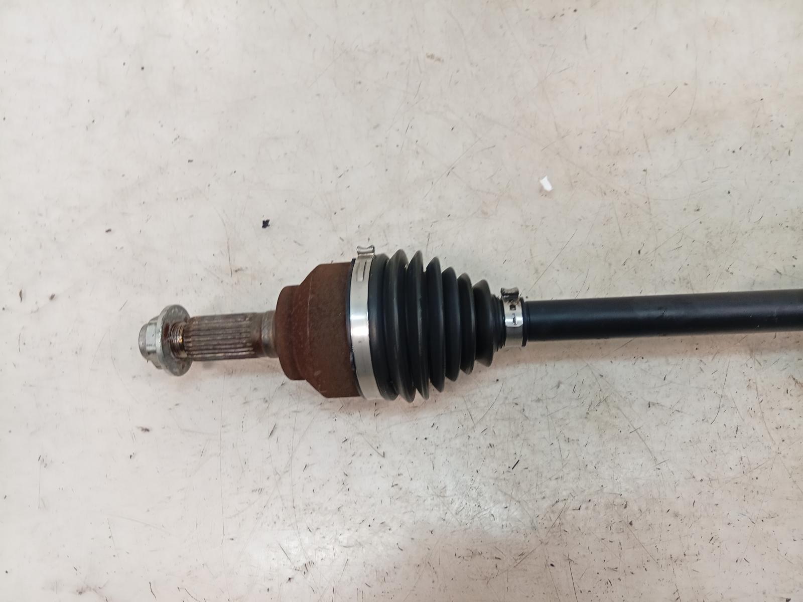 Left_Driveshaft