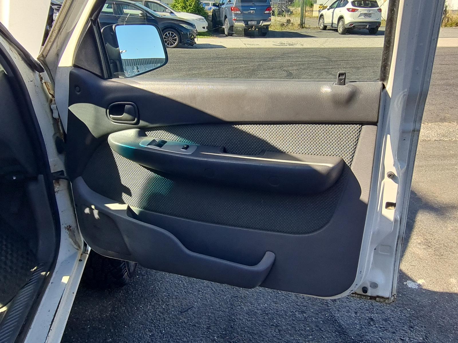 Mazda Bounty - UN 1999-2006