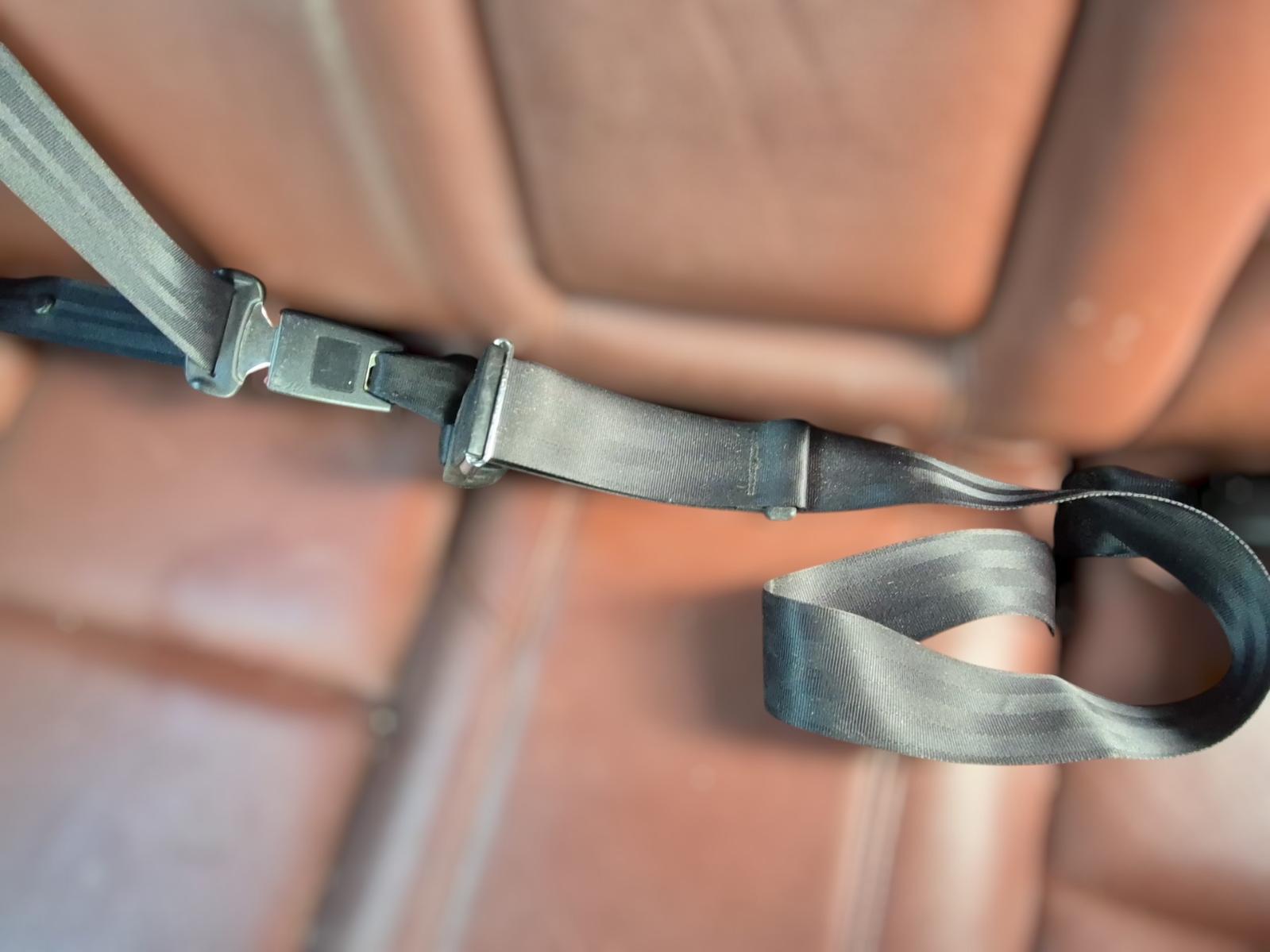 Seat_Belt_Stalk