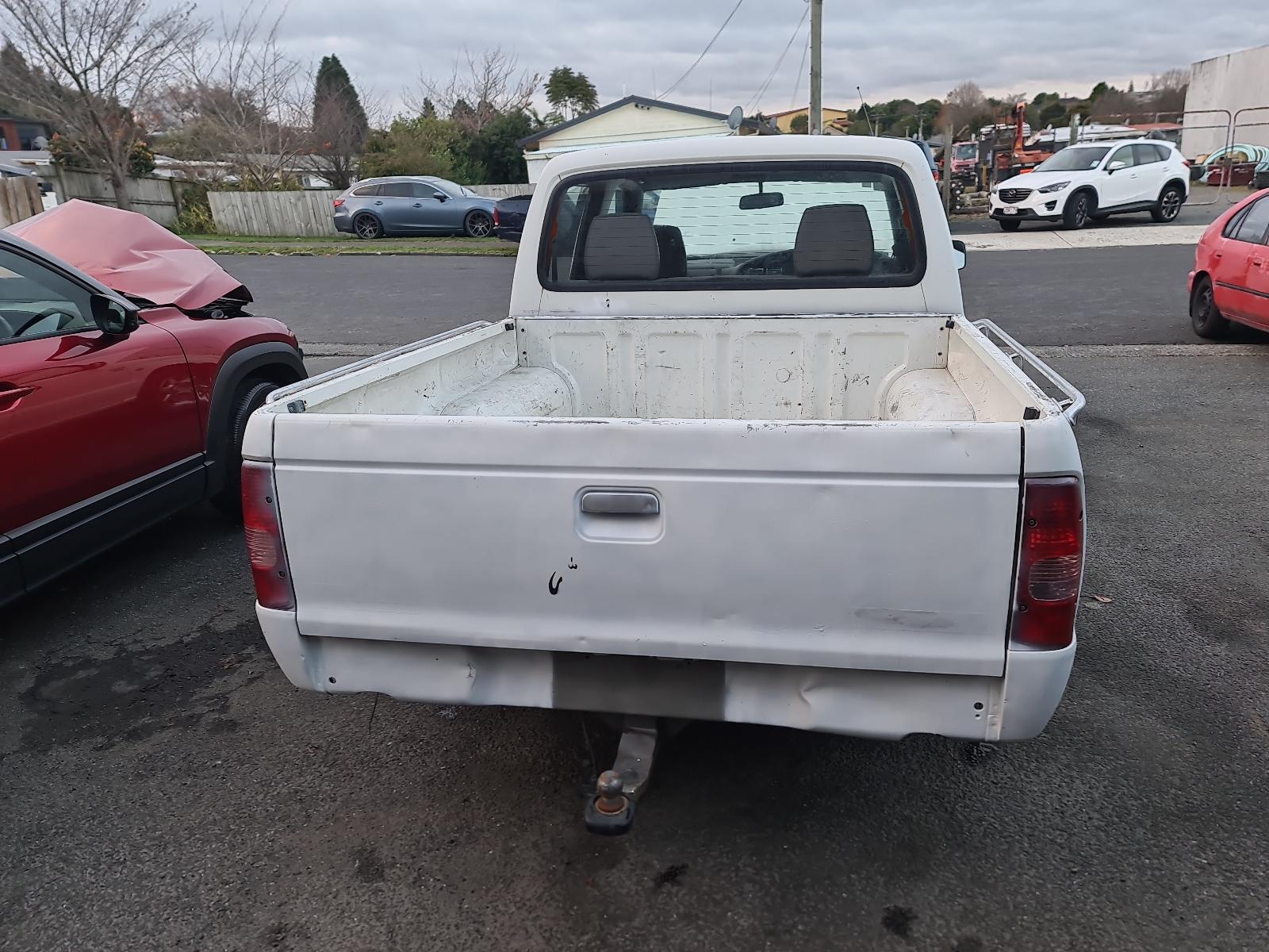 Mazda Bounty - UN 1999-2006