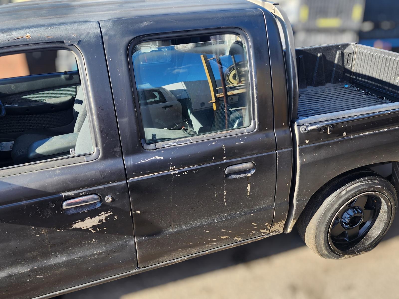 Left_Rear_Door_Window